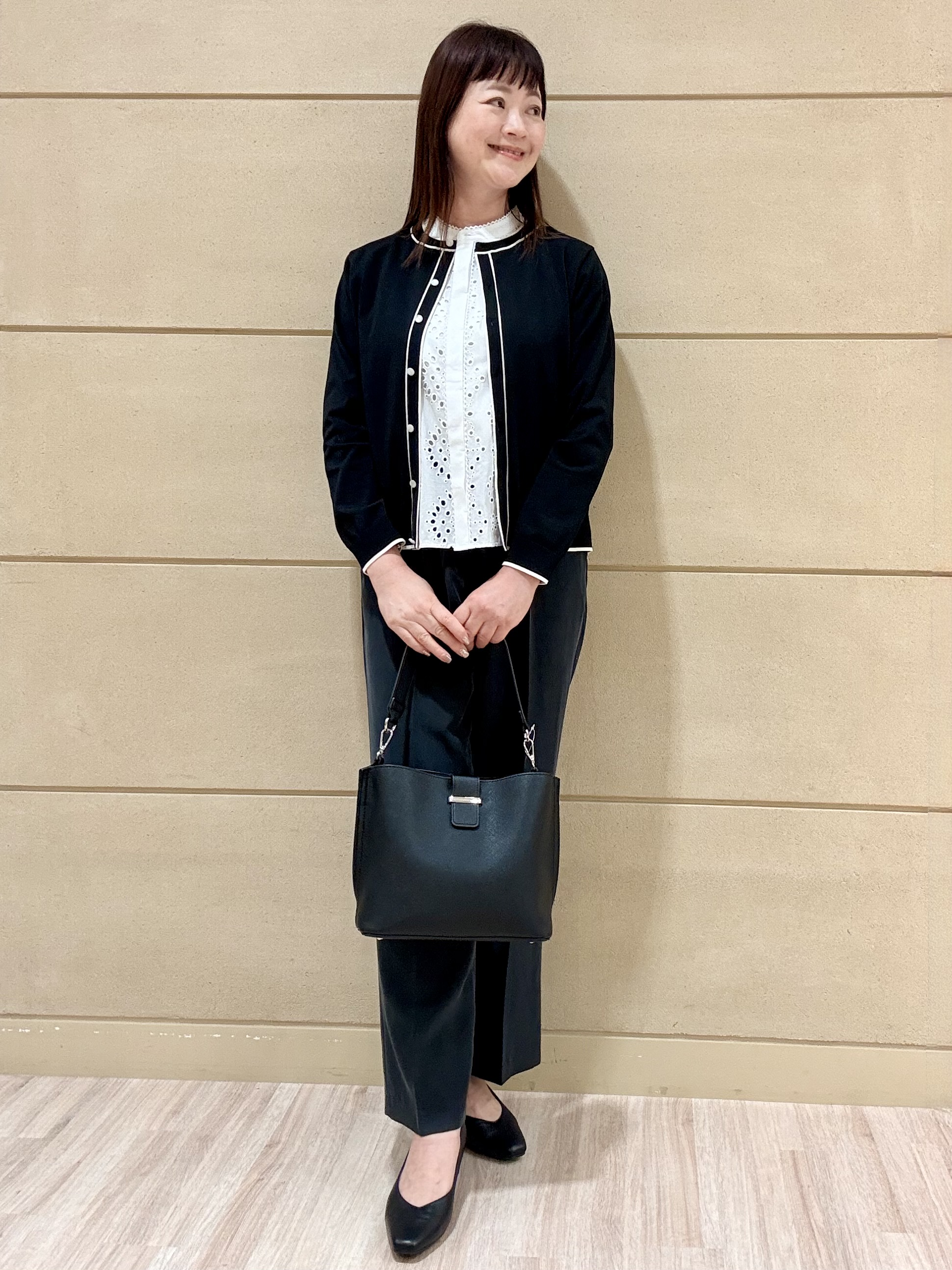 Marさんの「Reflect｜【通勤◎】カットワーク刺繍レース シャツブラウス」を使ったコーディネート