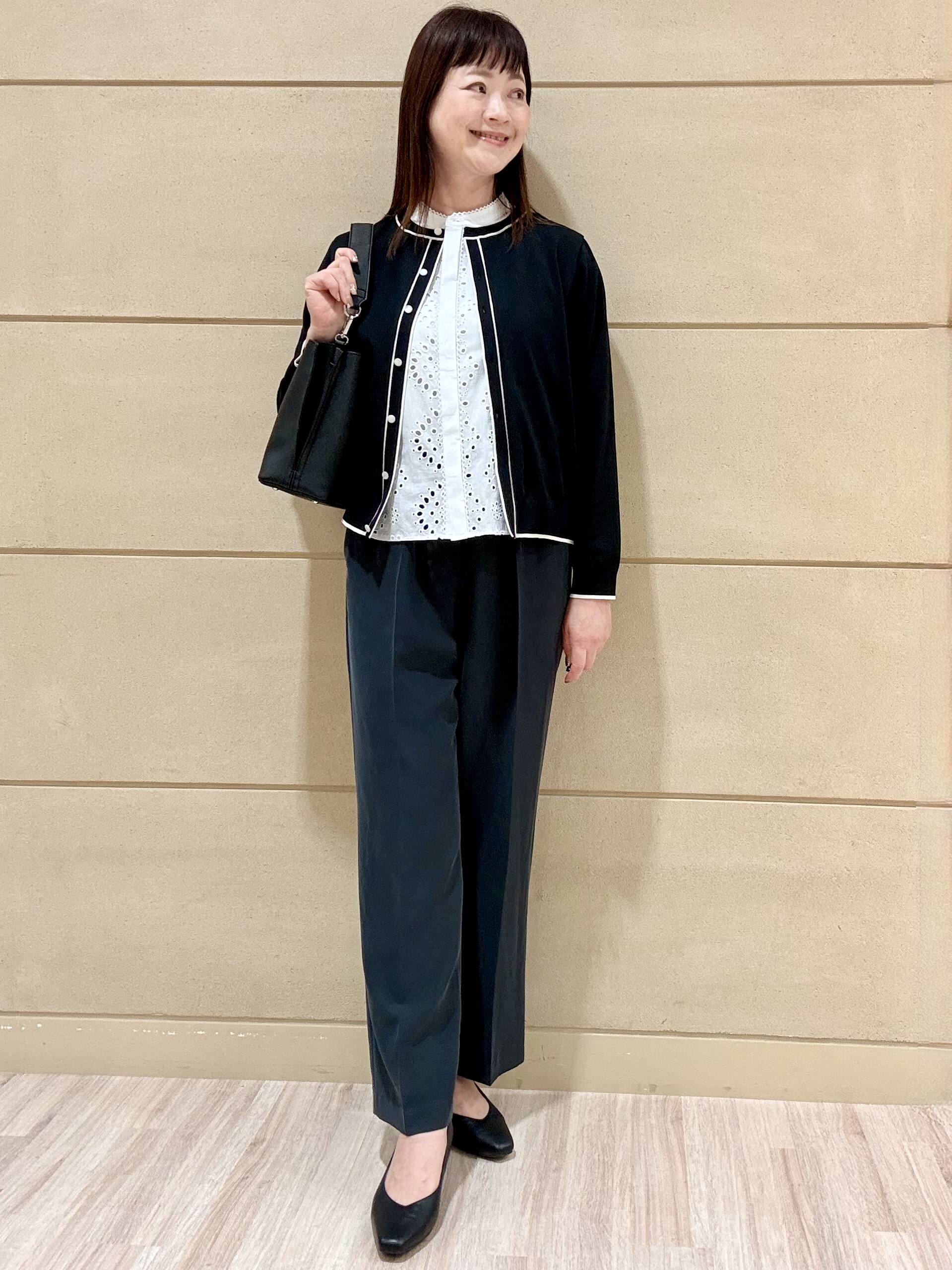 Marさんの「Reflect｜【通勤◎】カットワーク刺繍レース シャツブラウス」を使ったコーディネート