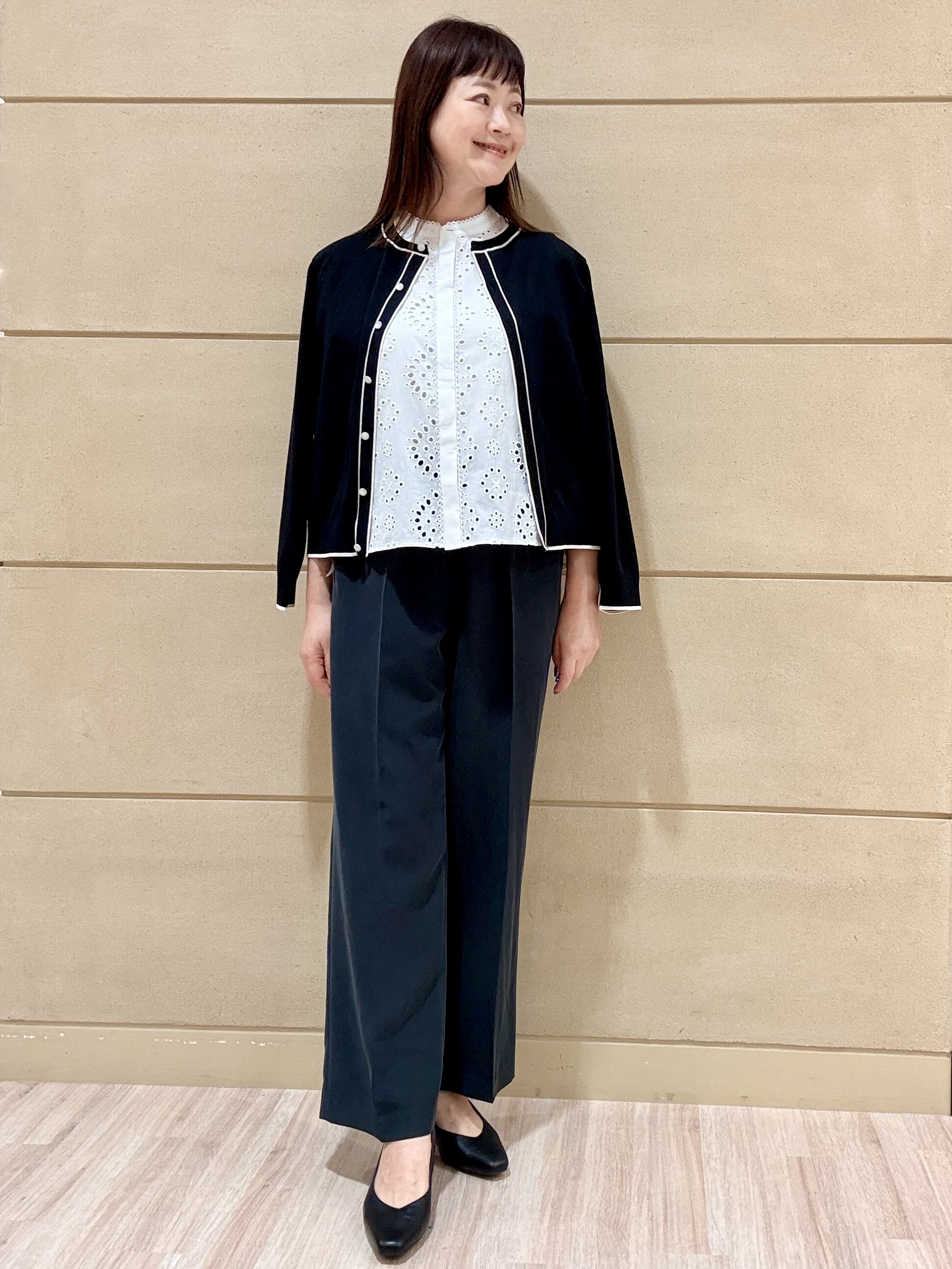Marさんの「Reflect｜【通勤◎】カットワーク刺繍レース シャツブラウス」を使ったコーディネート