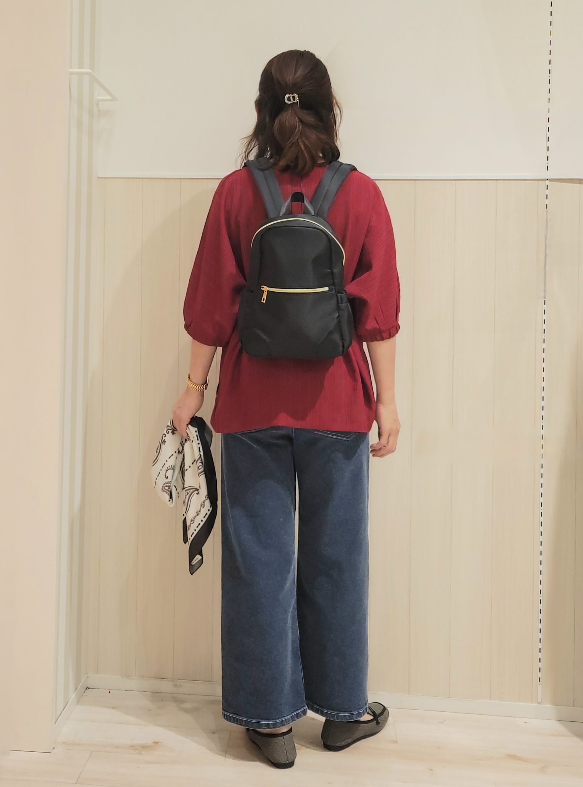ユウさんの「SHOO･LA･RUE｜【インせず着られる/洗濯後しわになりにくい】しぼしぼドルマンブラウス」を使ったコーディネート