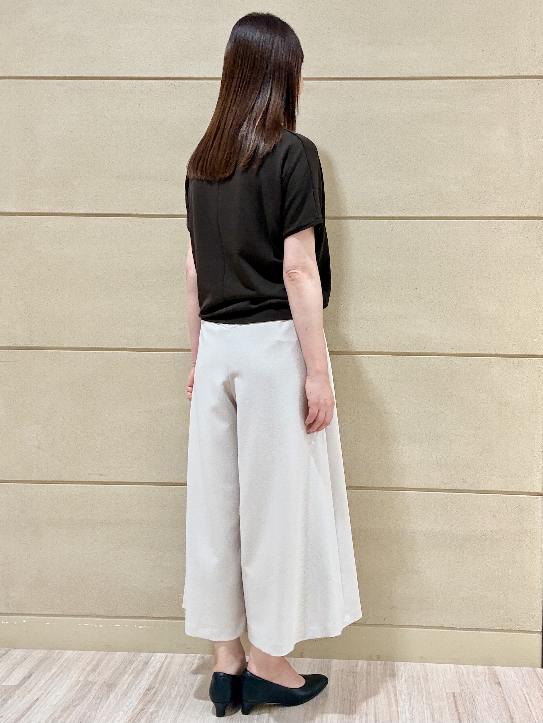 Marさんの「Reflect｜【二の腕カバー／手洗い可】ネックレース フレンチスリーブニット」を使ったコーディネート