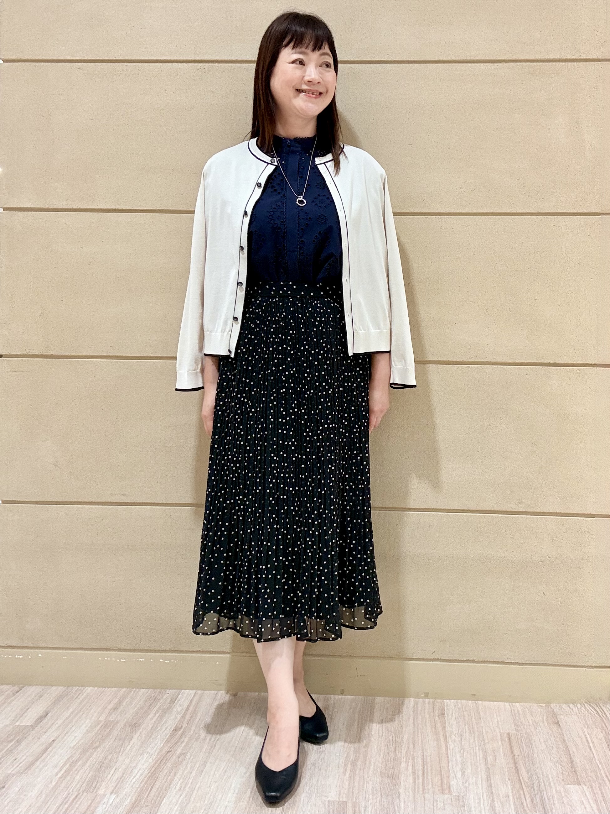 Marさんの「Reflect｜【通勤◎】カットワーク刺繍レース シャツブラウス」を使ったコーディネート