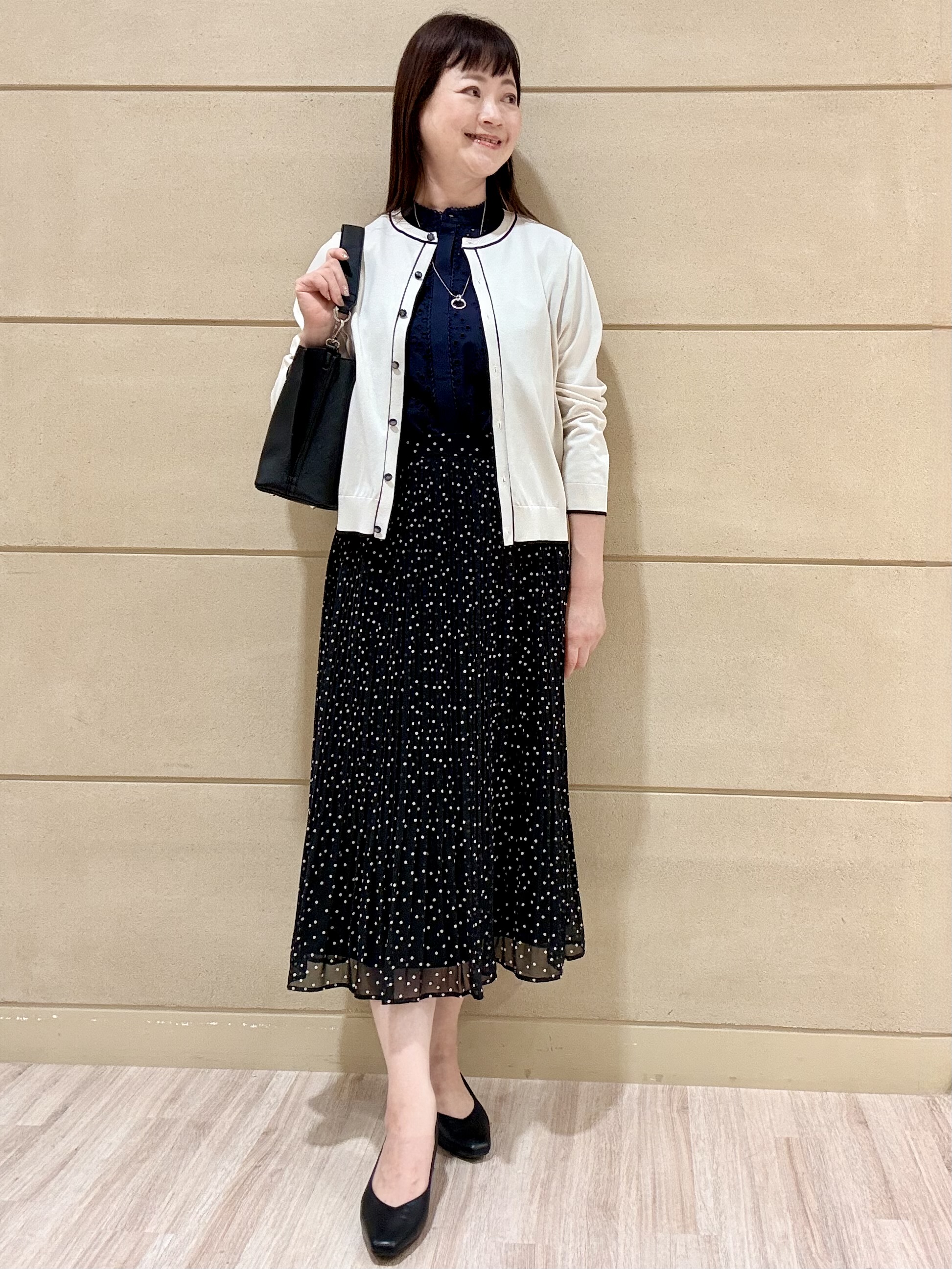 Marさんの「Reflect｜【通勤◎】カットワーク刺繍レース シャツブラウス」を使ったコーディネート