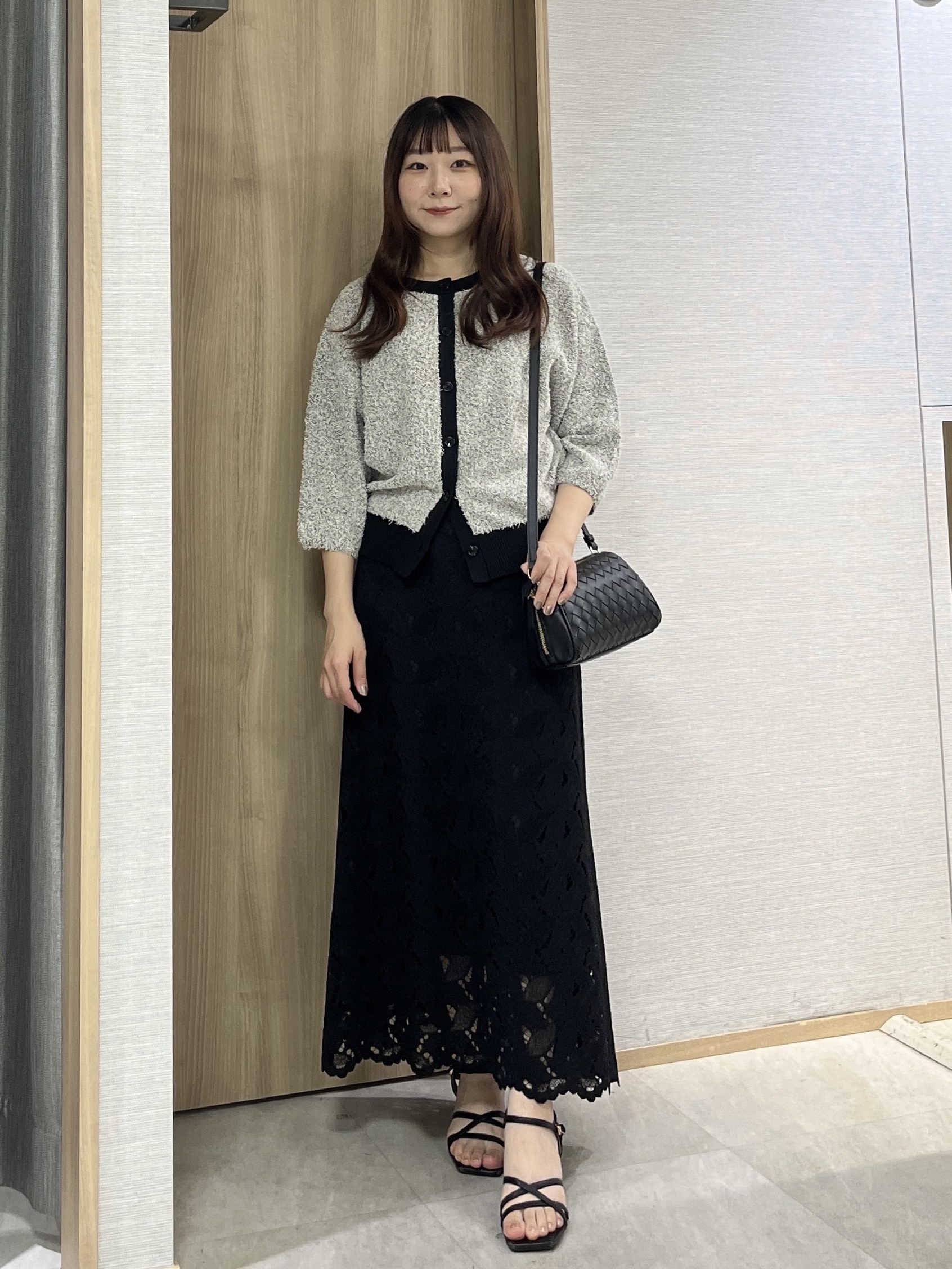 KAHOさんの「UNTITLED｜【前後2WAY】コットン混カールプルオーバー」を使ったコーディネート