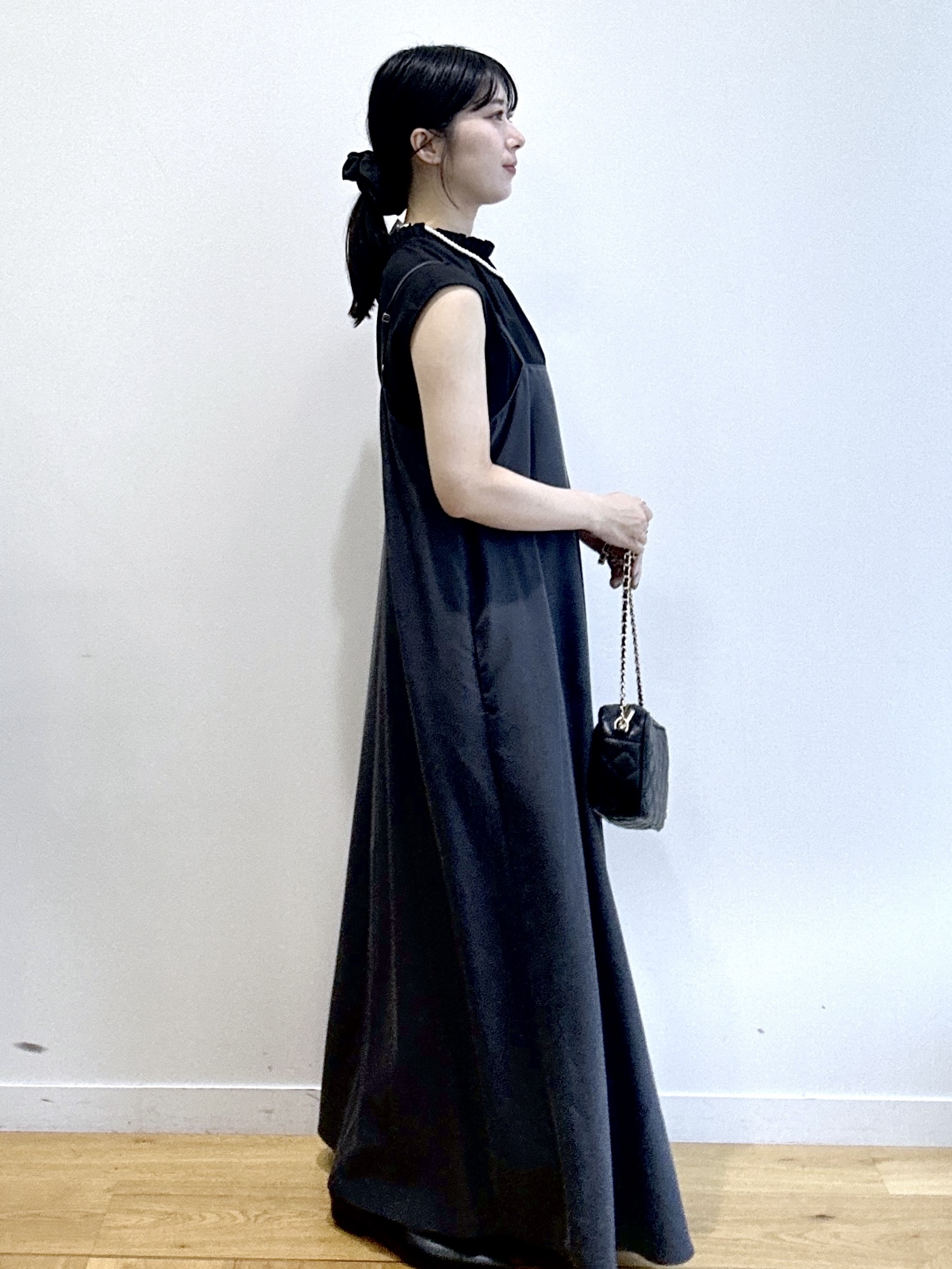 RINAさんの「OPAQUE.CLIP｜【接触冷感】サテンキャミワンピース《前後2WAY／洗濯機OK》」を使ったコーディネート