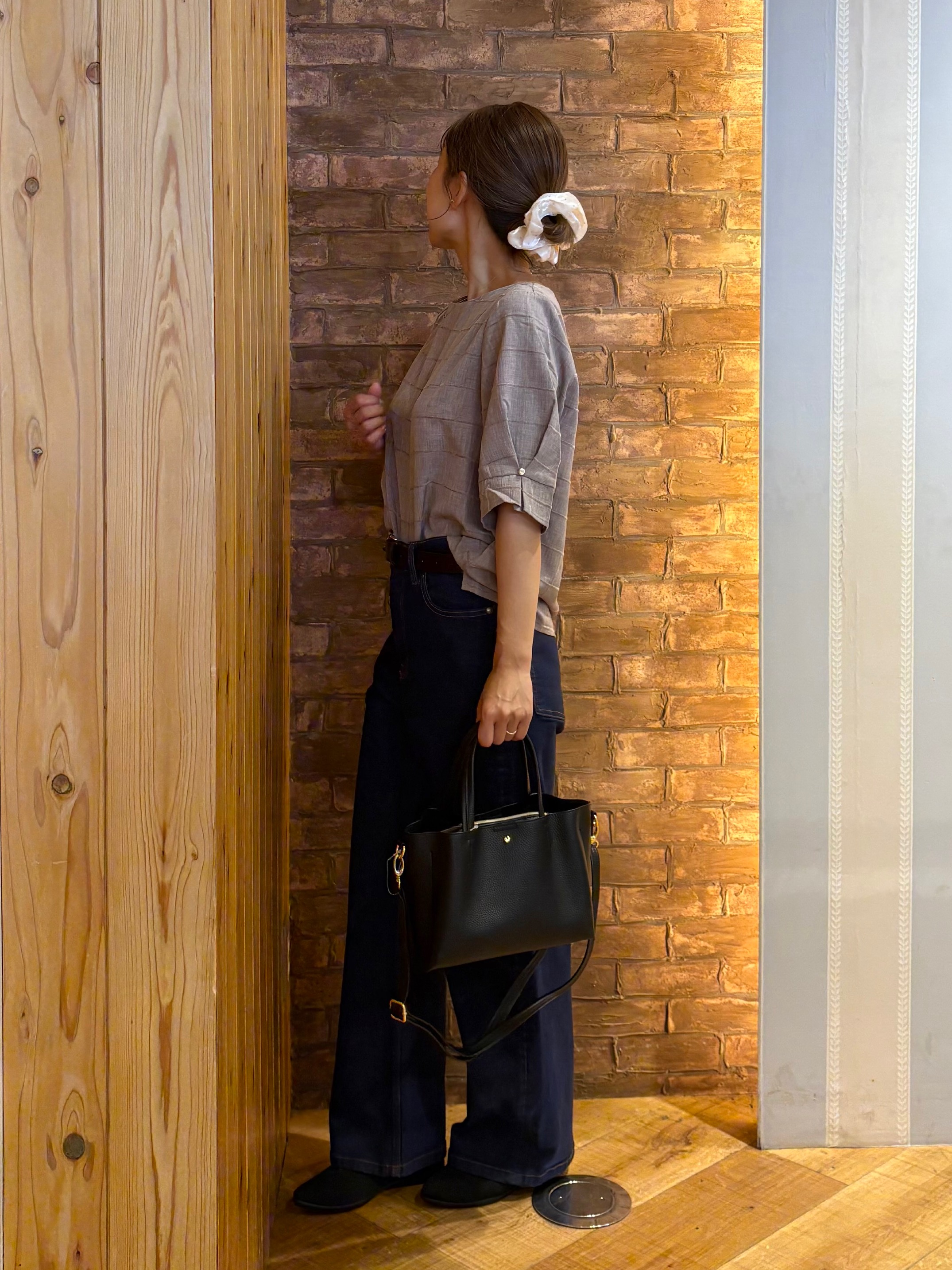 mieさんの「SHOO･LA･RUE｜【セットアップ可/S-LL】モールチェックで上品に タックスリーブ ブラウス」を使ったコーディネート