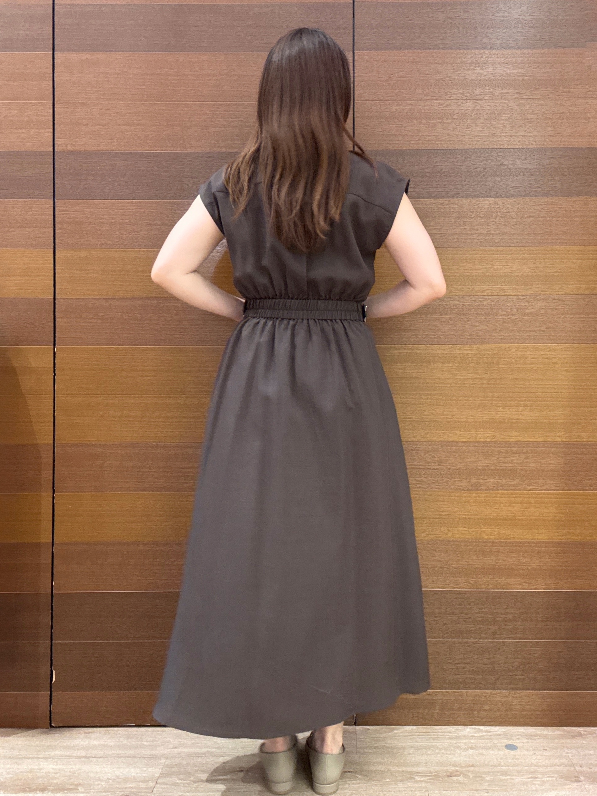 maichiさんの「OPAQUE.CLIP｜【接触冷感／吸水速乾】フレンチスリーブシャツワンピース《イージーアイロン／洗濯機OK》」を使ったコーディネート