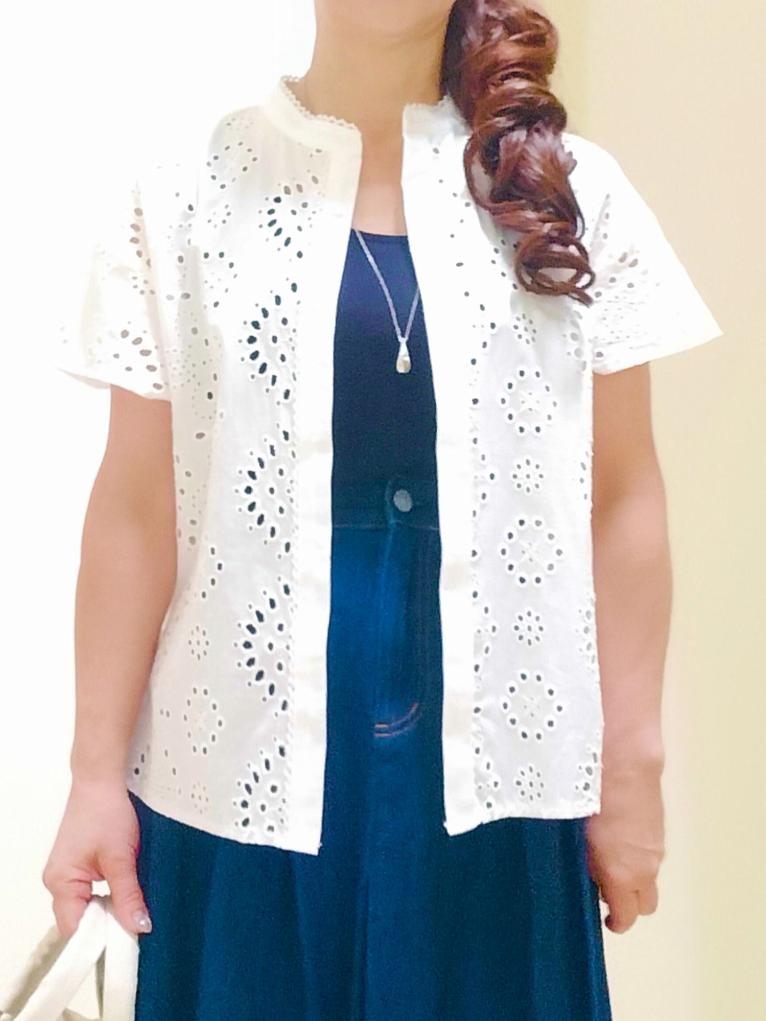花さんの「Reflect｜【通勤◎】カットワーク刺繍レース シャツブラウス」を使ったコーディネート