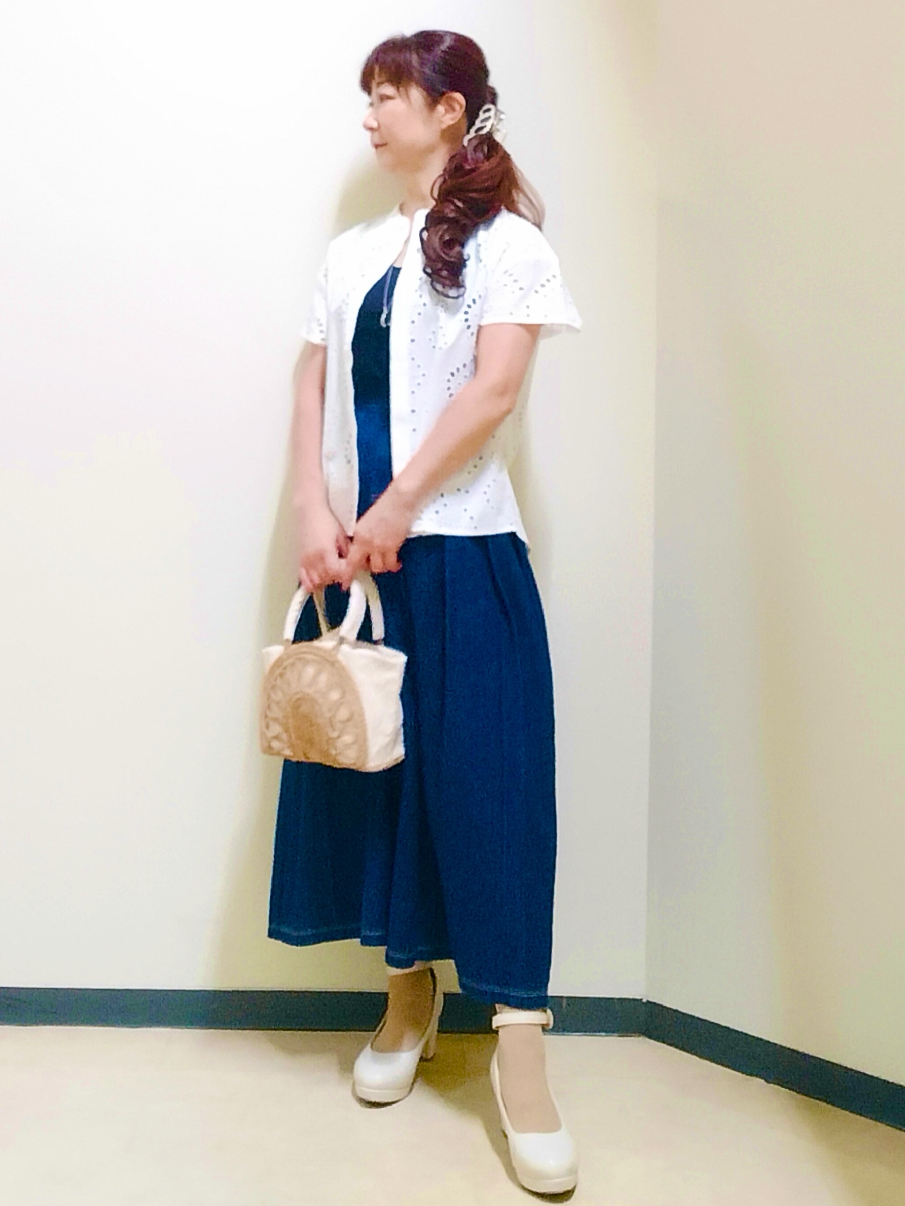 花さんの「Reflect｜【通勤◎】カットワーク刺繍レース シャツブラウス」を使ったコーディネート