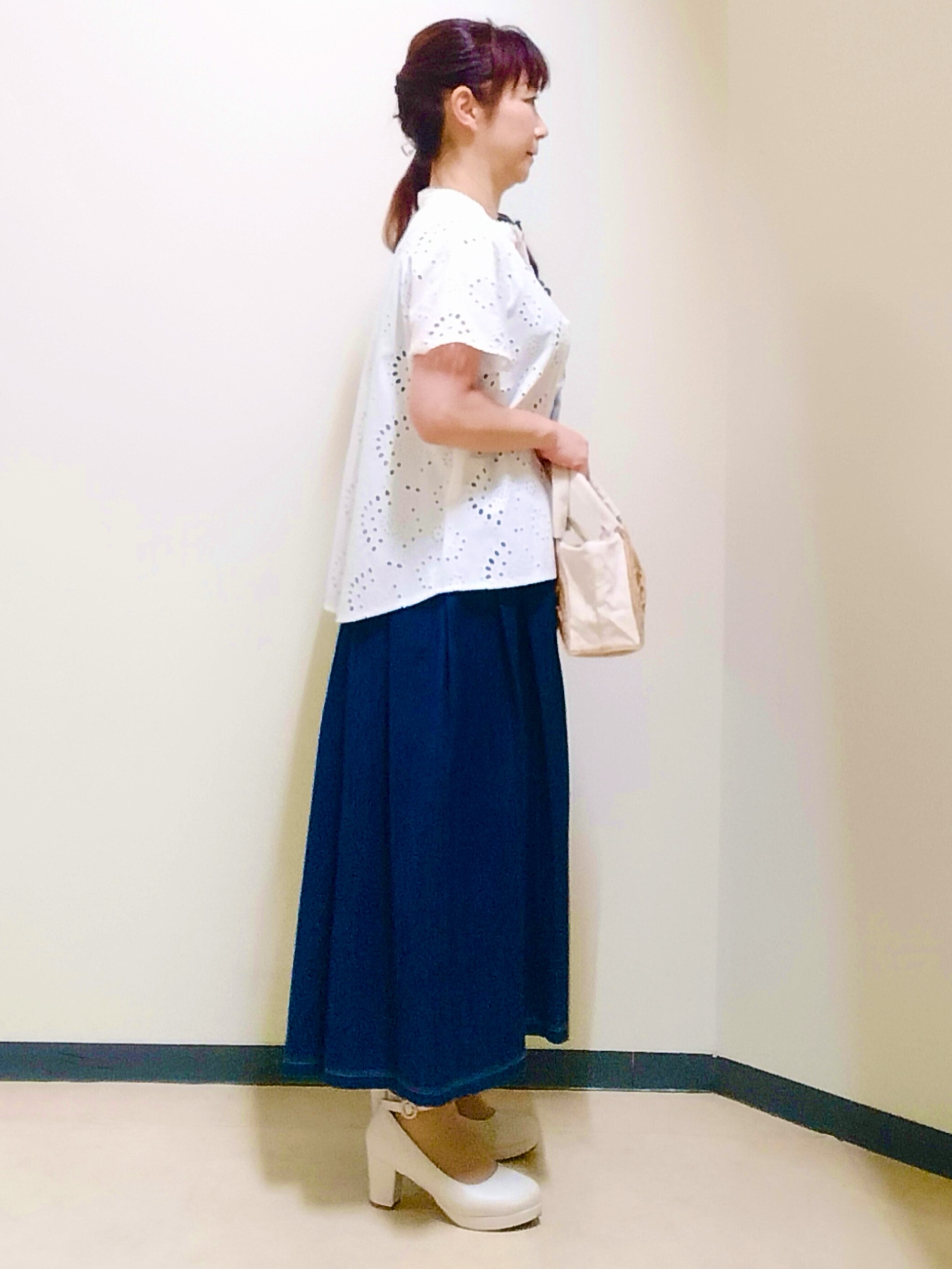 花さんの「Reflect｜【通勤◎】カットワーク刺繍レース シャツブラウス」を使ったコーディネート