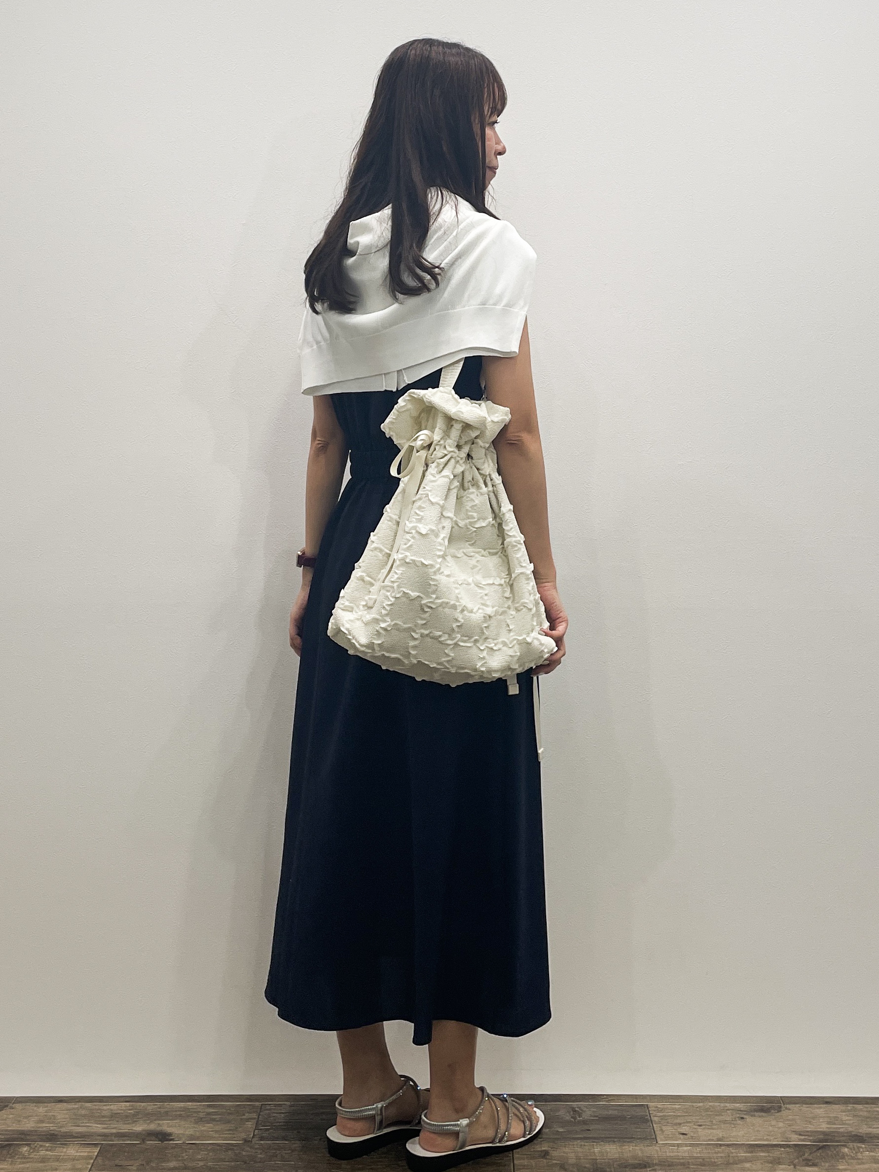 Aikoさんの「OPAQUE.CLIP｜【UV／接触冷感】Vネックリラクシーニットカーディガン《洗濯機OK／抗ピル》」を使ったコーディネート