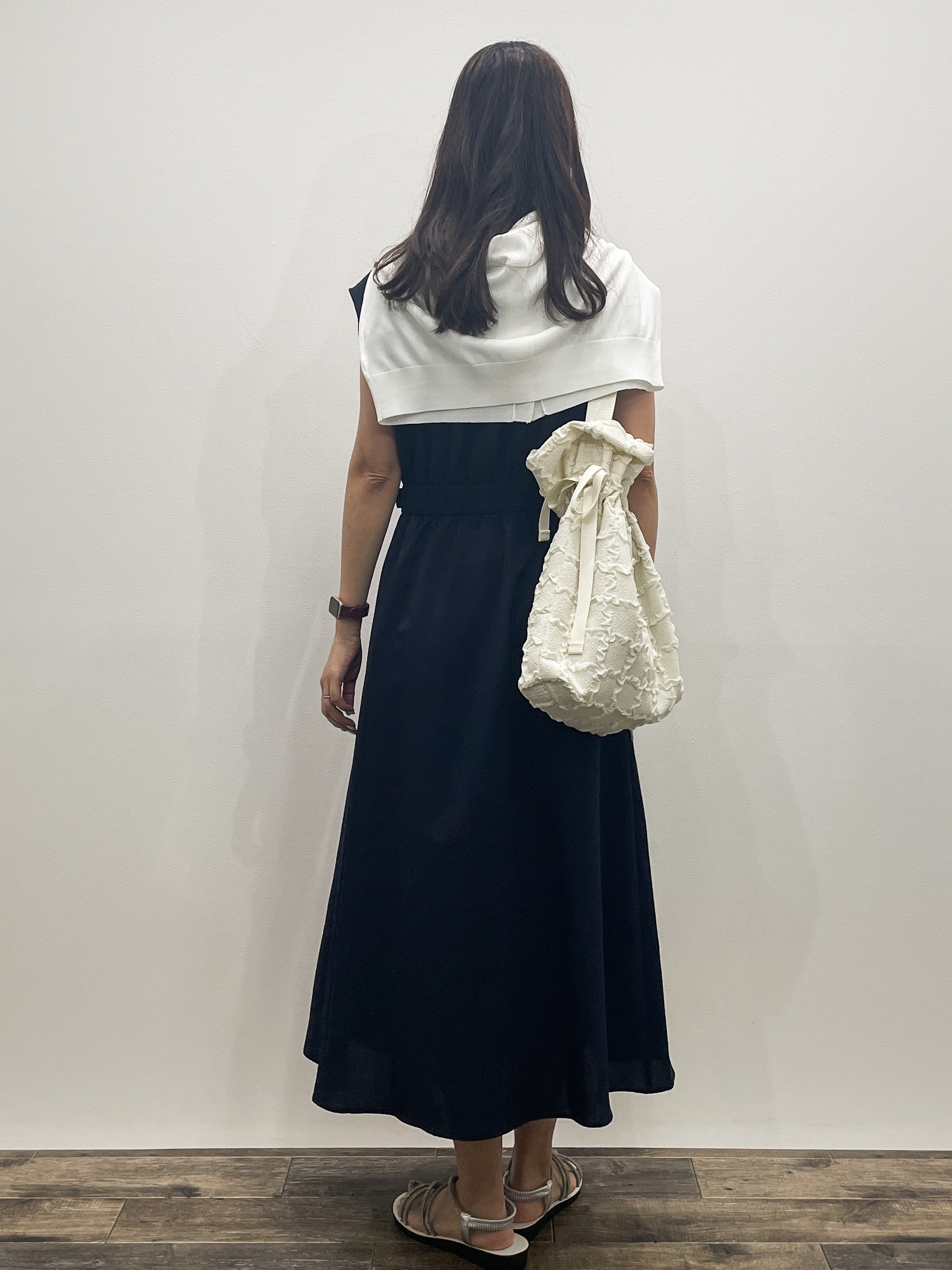 Aikoさんの「OPAQUE.CLIP｜【UV／接触冷感】Vネックリラクシーニットカーディガン《洗濯機OK／抗ピル》」を使ったコーディネート