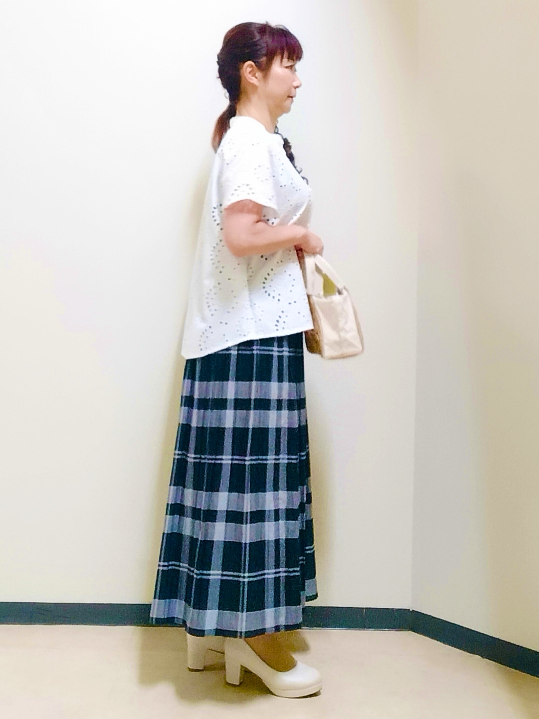 花さんの「Reflect｜【通勤◎】カットワーク刺繍レース シャツブラウス」を使ったコーディネート