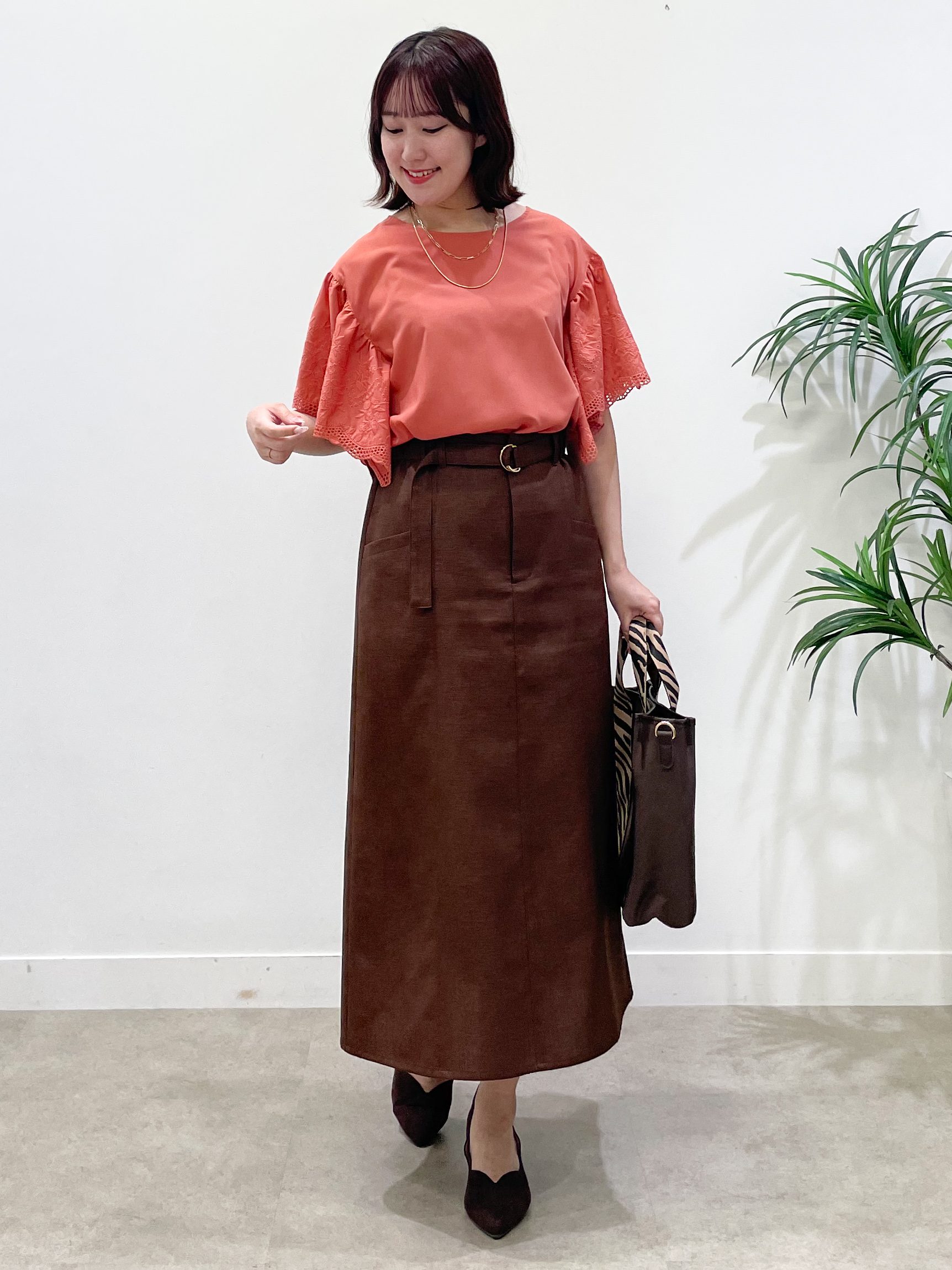 yukariさんの「Reflect｜【通勤◎】スカラップレーススリーブ ブラウス」を使ったコーディネート
