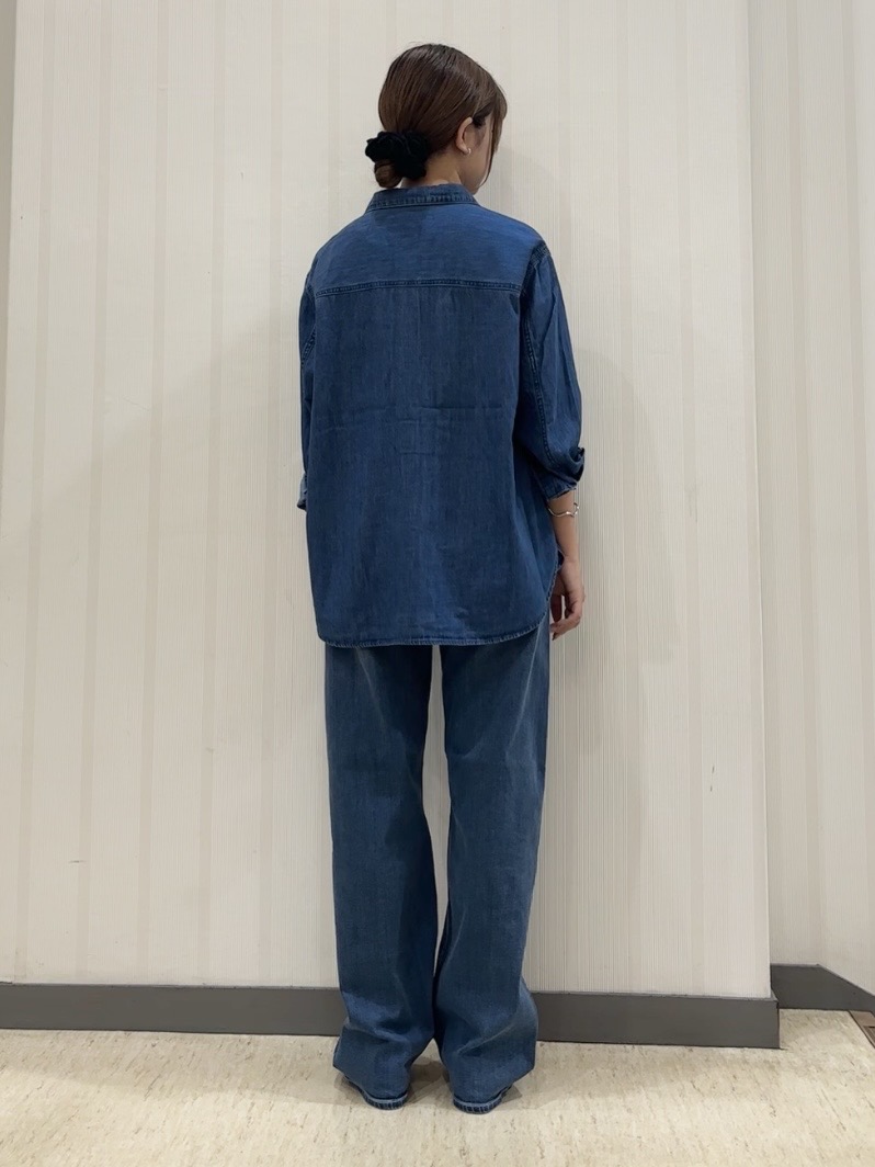 ちひさんの「INDIVI｜【洗える／体型カバー】ライトデニム ワークシャツ」を使ったコーディネート