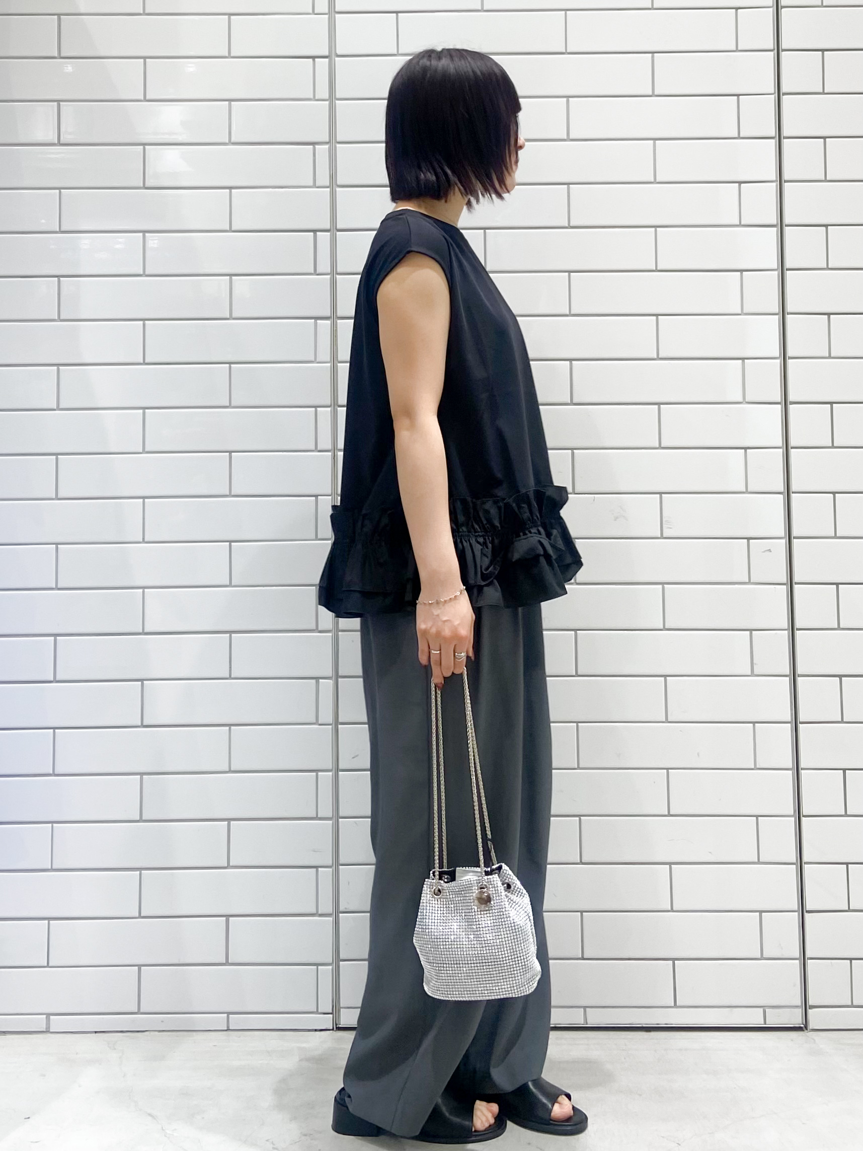 kimiさんの「OPAQUE.CLIP｜裾フリルドッキングカットソー【洗濯機OK】」を使ったコーディネート