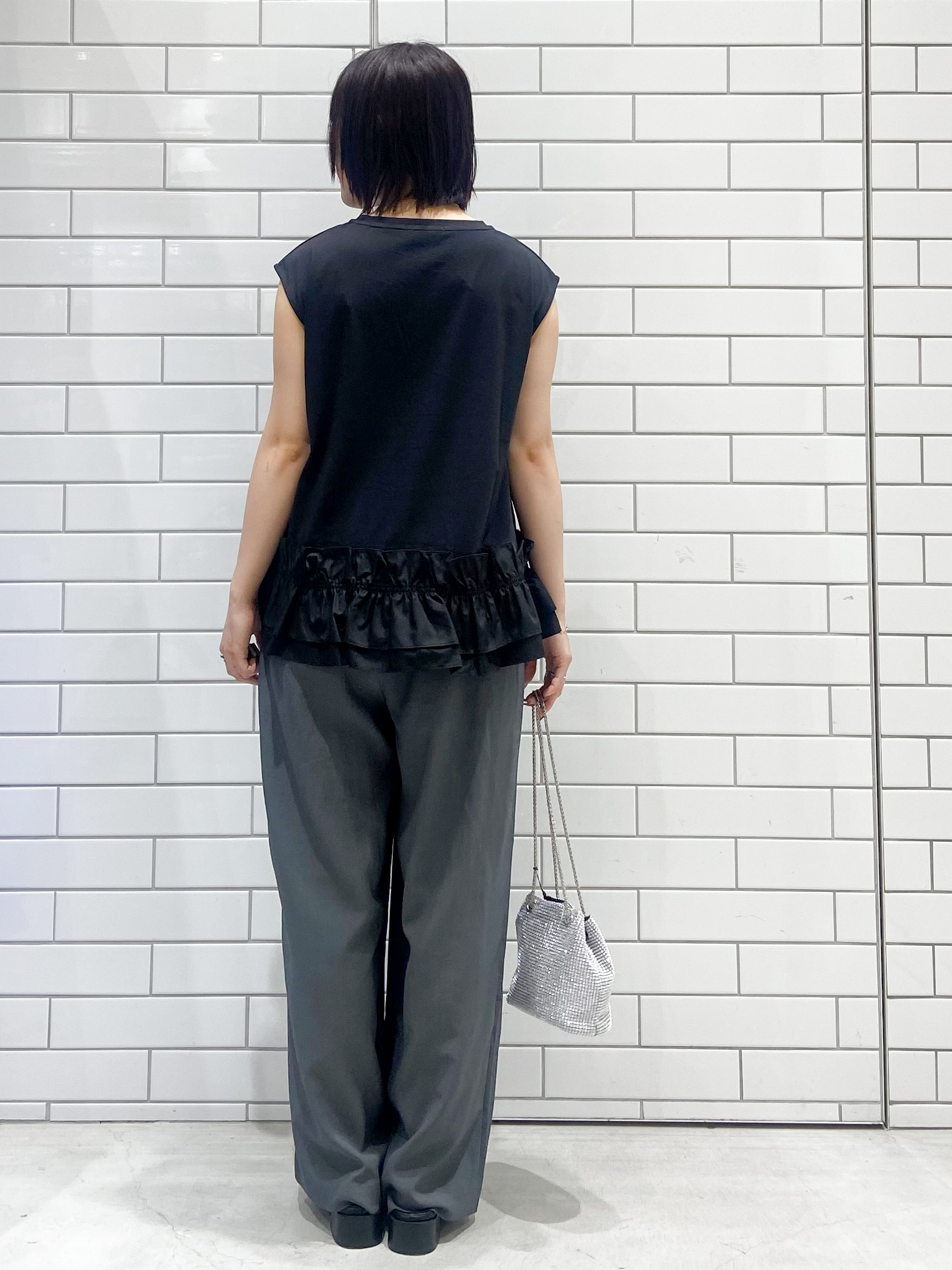 kimiさんの「OPAQUE.CLIP｜裾フリルドッキングカットソー【洗濯機OK】」を使ったコーディネート