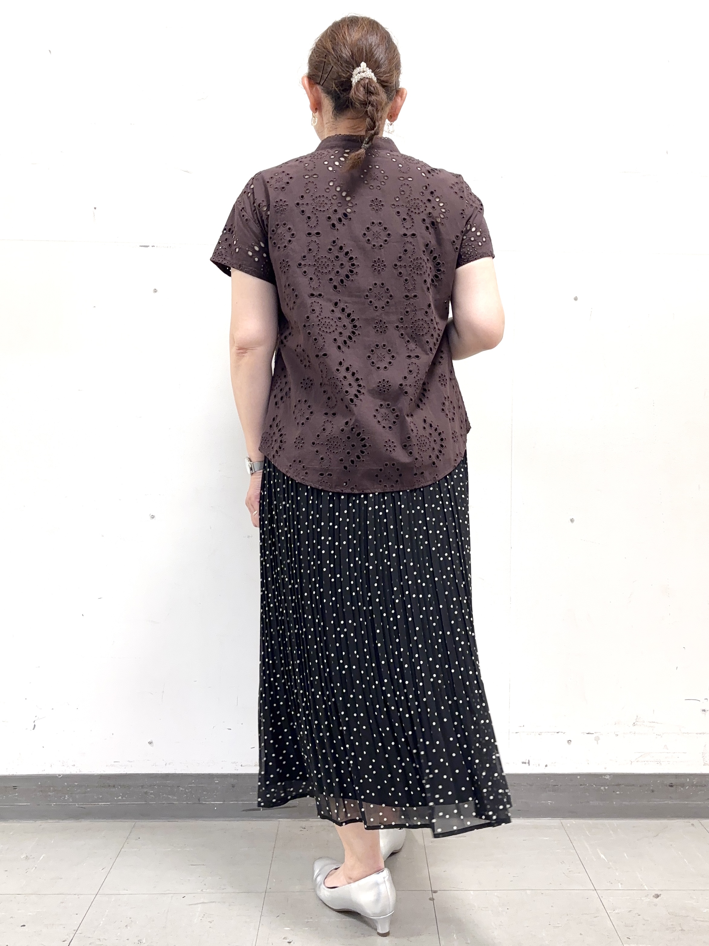 keiさんの「Reflect｜【通勤◎】カットワーク刺繍レース シャツブラウス」を使ったコーディネート