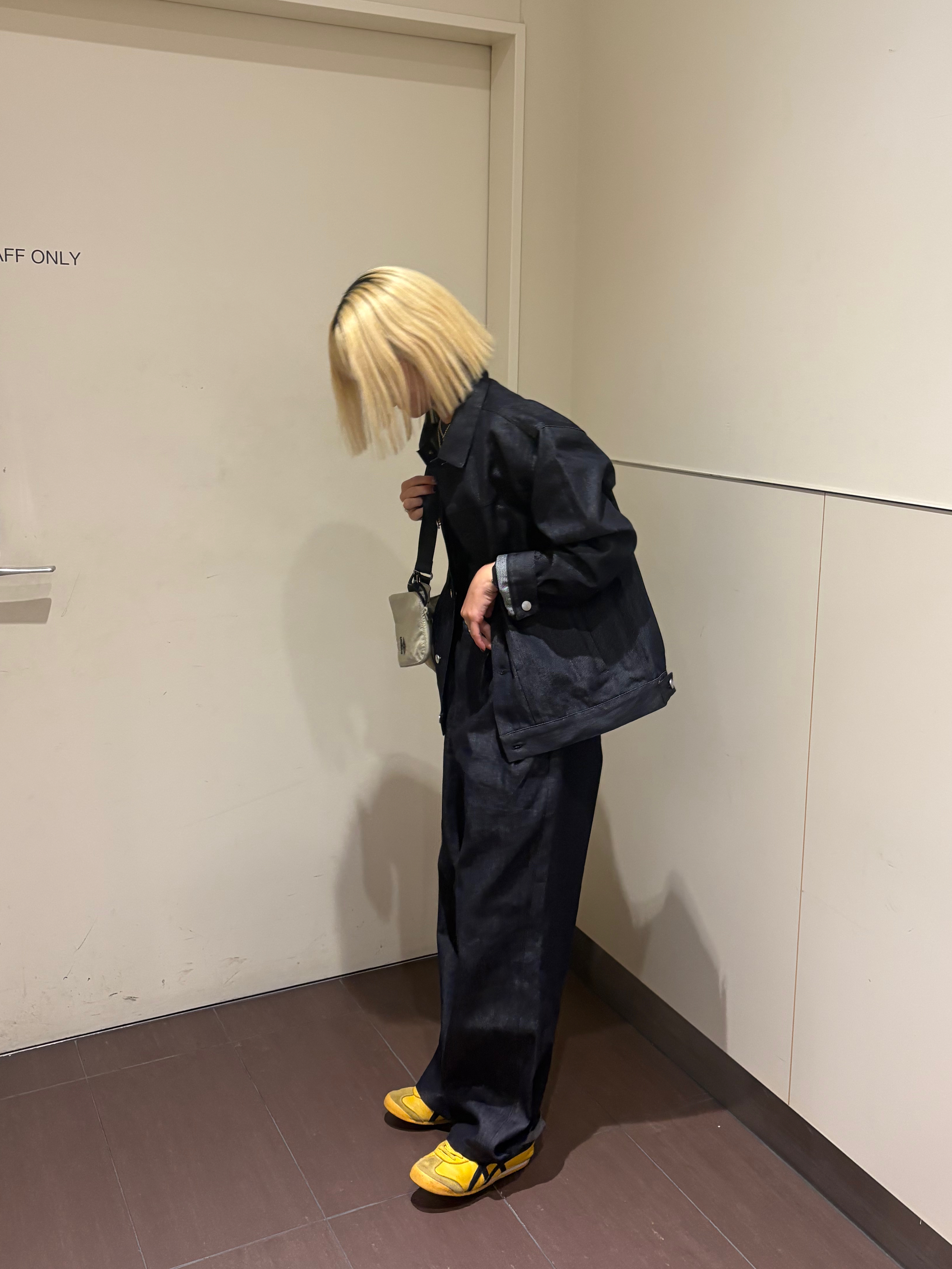 HAMAMIYUさんの「tk.TAKEO KIKUCHI｜【色褪せしにくいデニム/セットアップ対応可】Comfy Fadeless Denim Seriesデ」を使ったコーディネート