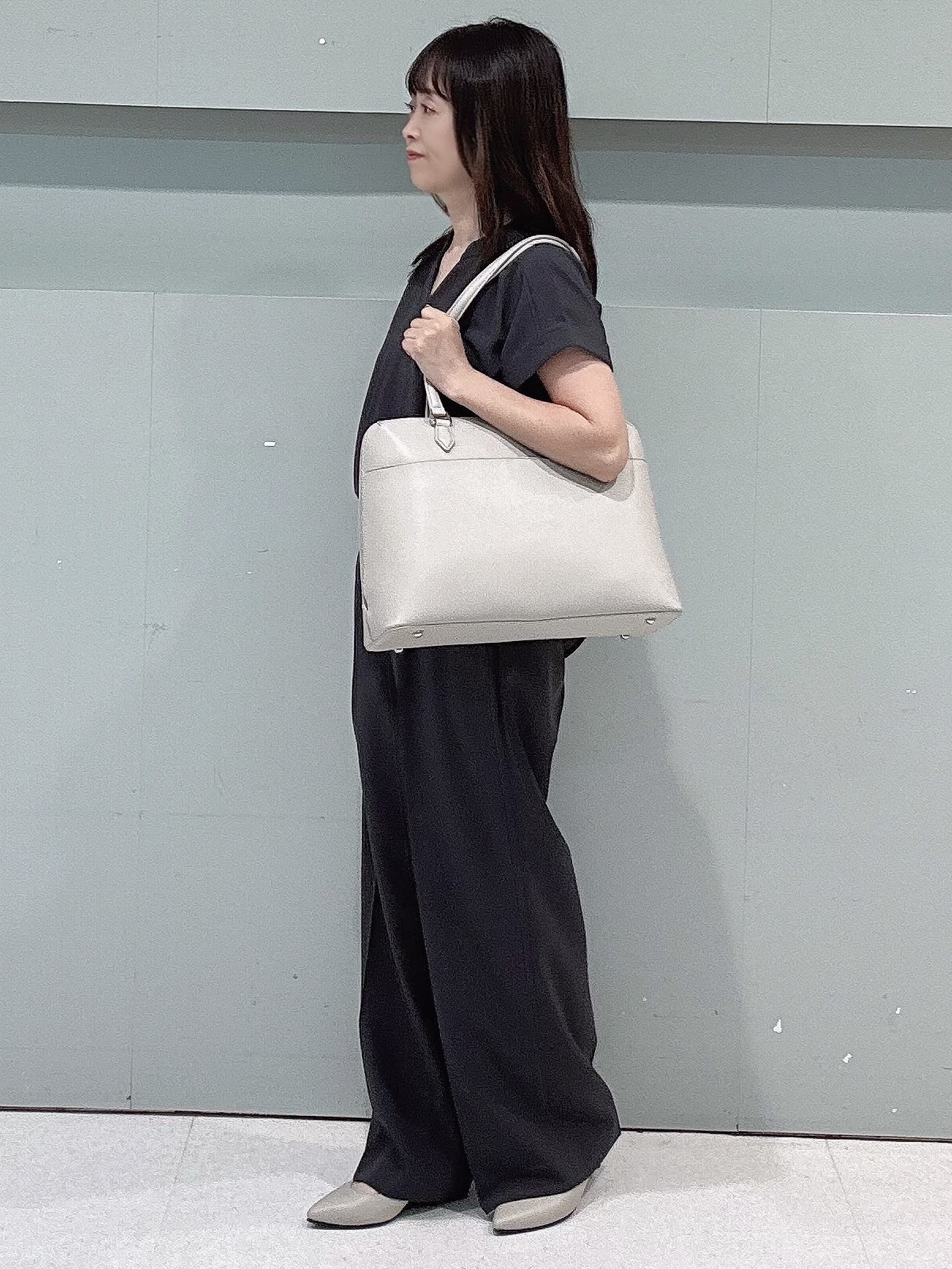makiさんの「UNTITLED｜【セットアップ可/通気性/UVカット】エアリークールブラウス」を使ったコーディネート