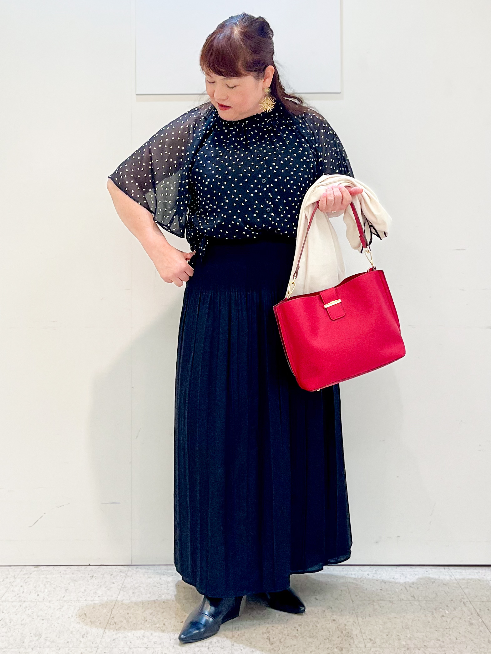 kimmyさんの「Reflect｜【セットアップ／手洗い可】ドット柄シアーブラウス」を使ったコーディネート