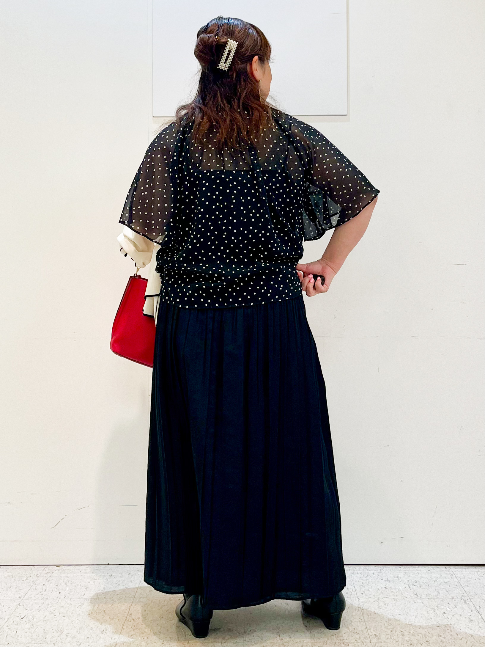 kimmyさんの「Reflect｜【セットアップ／手洗い可】ドット柄シアーブラウス」を使ったコーディネート