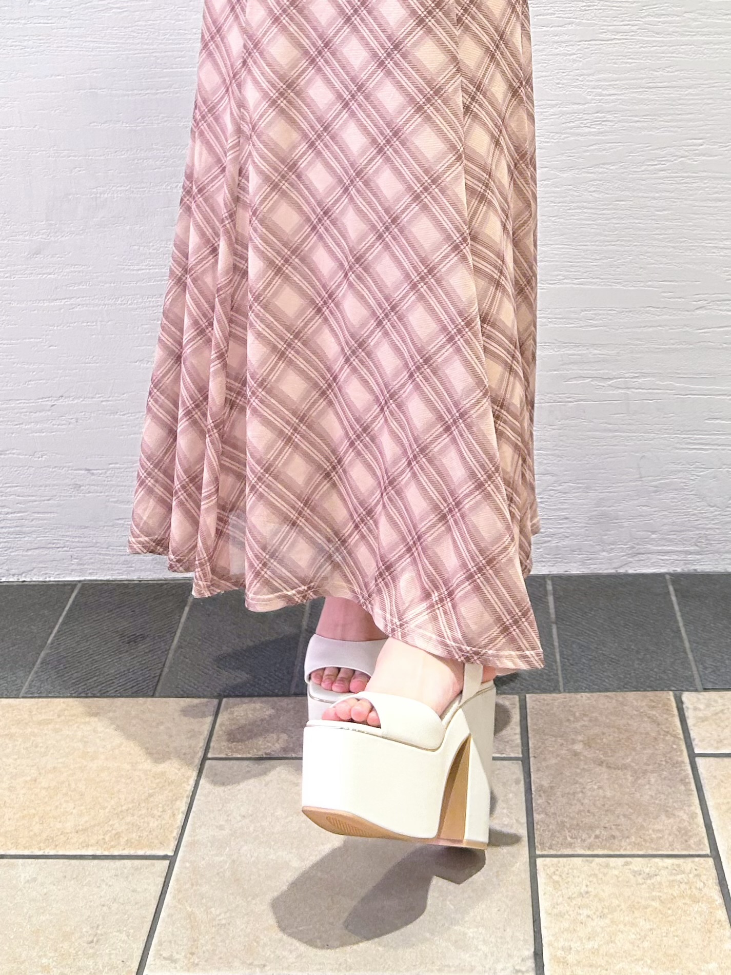 ゆうりさんの「ESPERANZA｜アゲ盛りサンダル」を使ったコーディネート