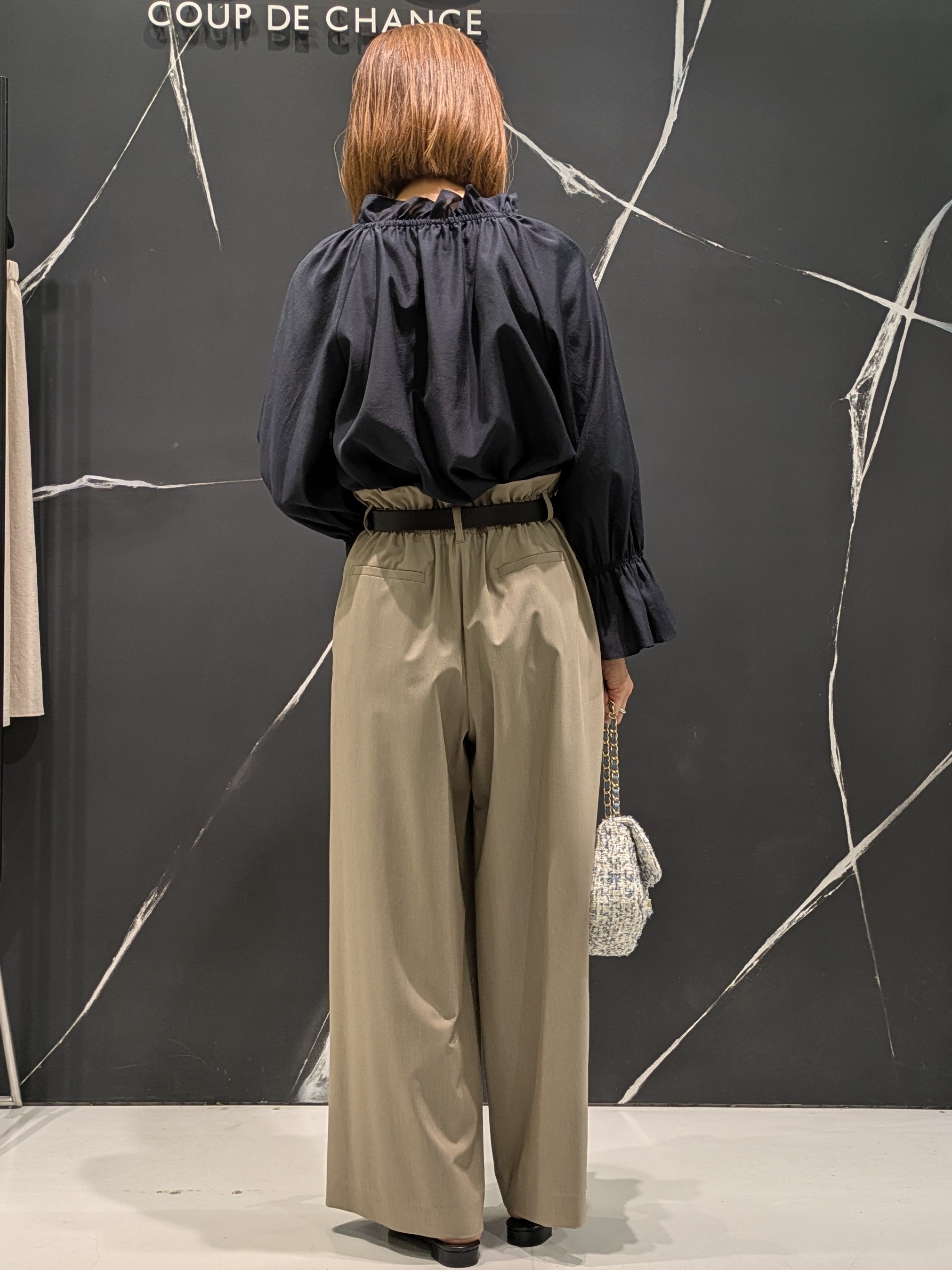 MIKIさんの「COUP DE CHANCE｜【手洗い可】ギャザーフリルブラウス」を使ったコーディネート