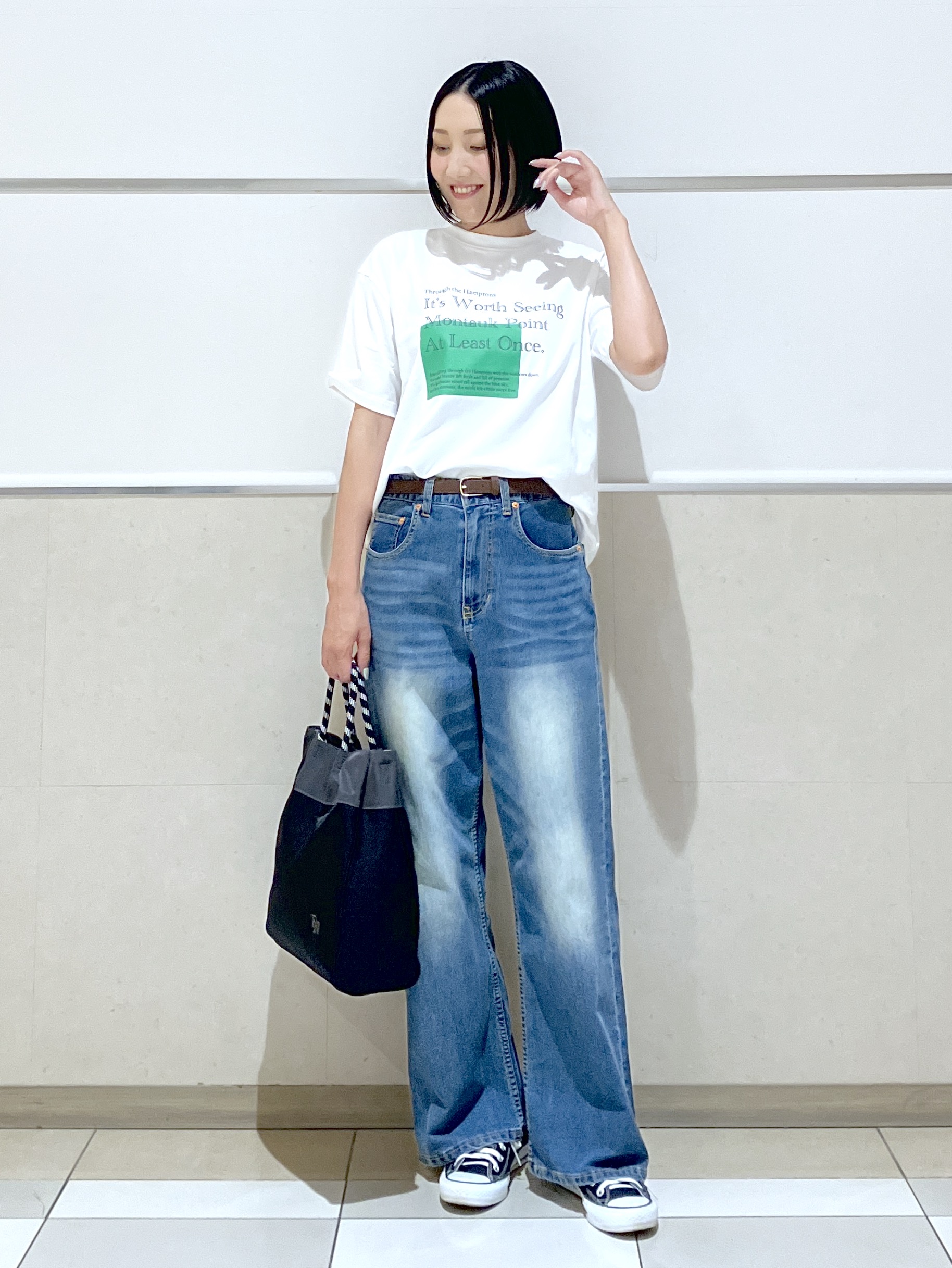 eriko さんの「Dessin｜グラフィックデザイン Tシャツ」を使ったコーディネート