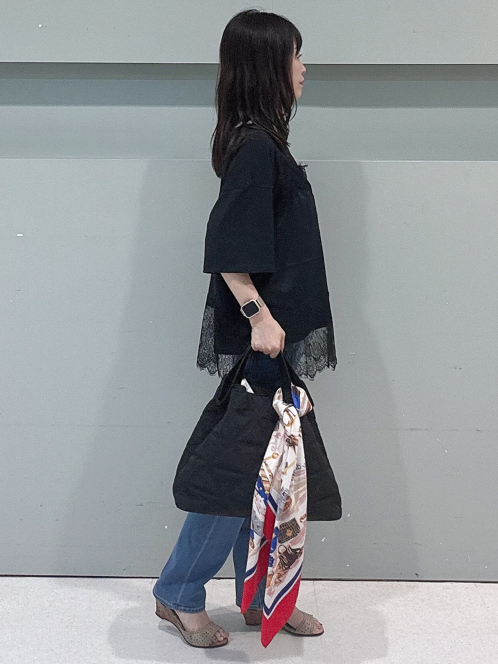 makiさんの「UNTITLED｜【新色追加/人気デニム】MAKE&times;DENIMスリムストレート」を使ったコーディネート