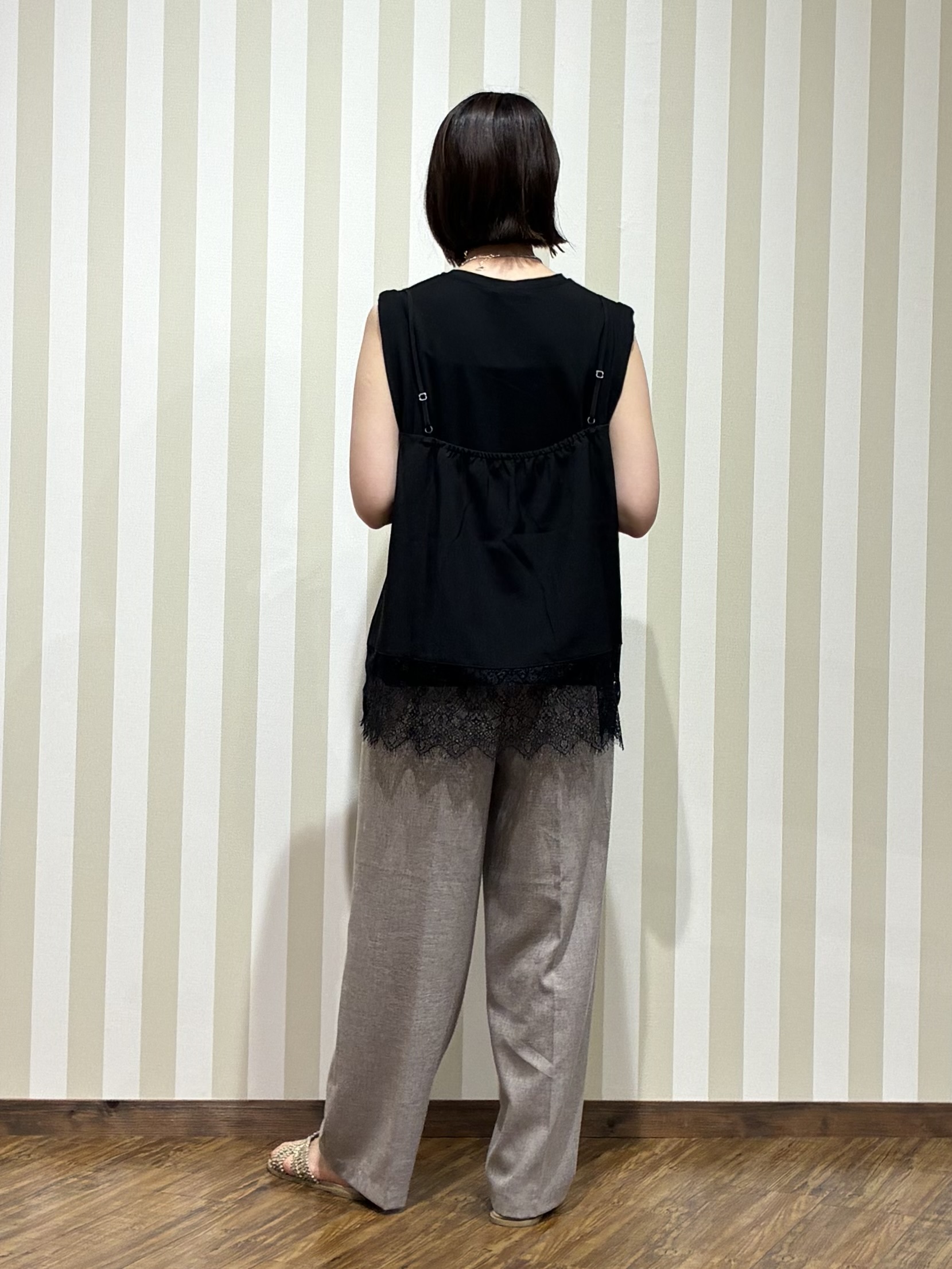 SAOさんの「SHOO･LA･RUE｜【通気性〇/セットアップ可/洗濯機可】メッシュドルマン ジップブルゾン」を使ったコーディネート