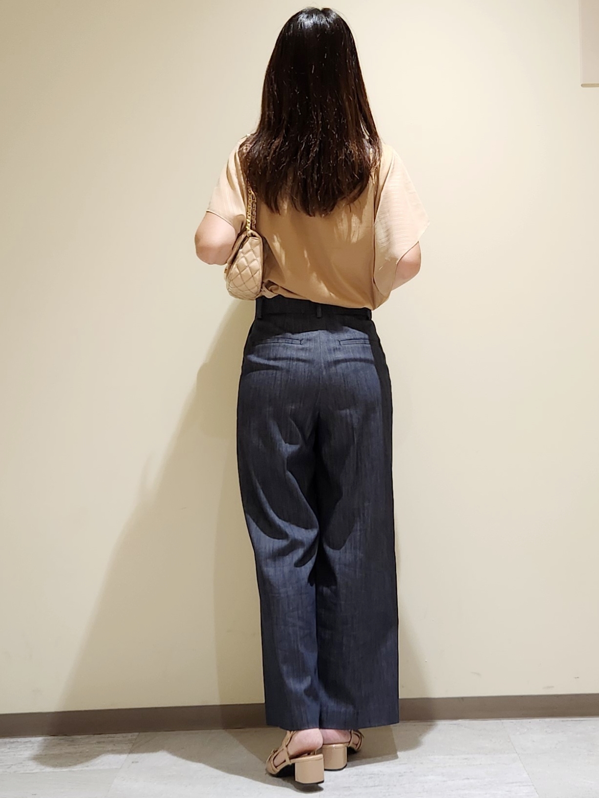 yukaさんの「COUP DE CHANCE｜【手洗い可／日本製】フレンチシアーカットソー」を使ったコーディネート