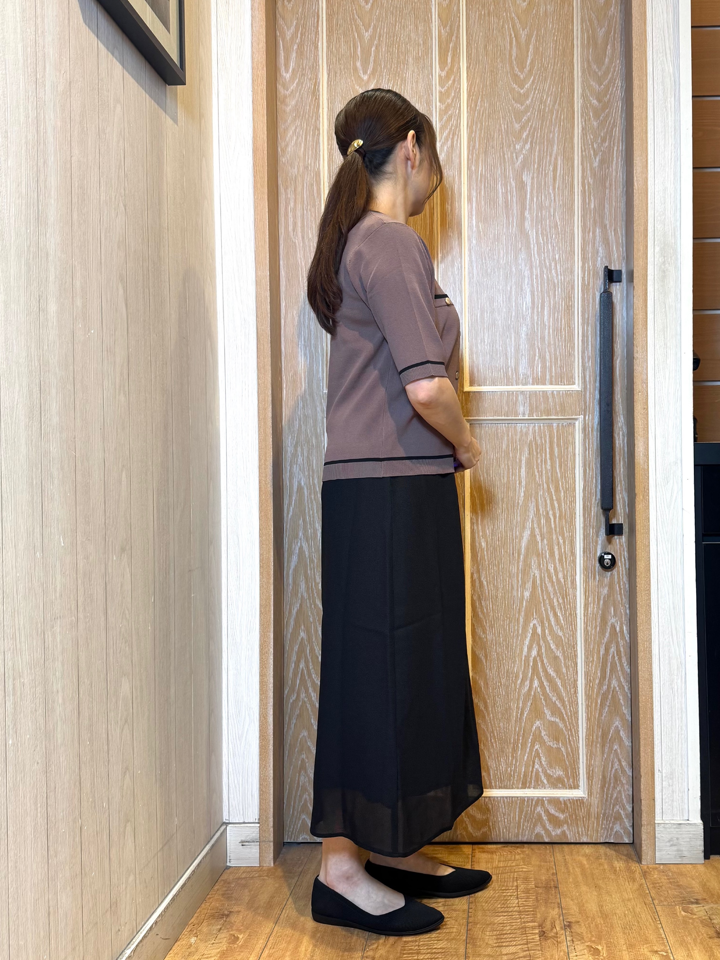 KAORIさんの「SHOO･LA･RUE｜【ひんやり/UV/S-LL/洗濯機可】毛玉になりにくい 配色5分袖カーディガン」を使ったコーディネート