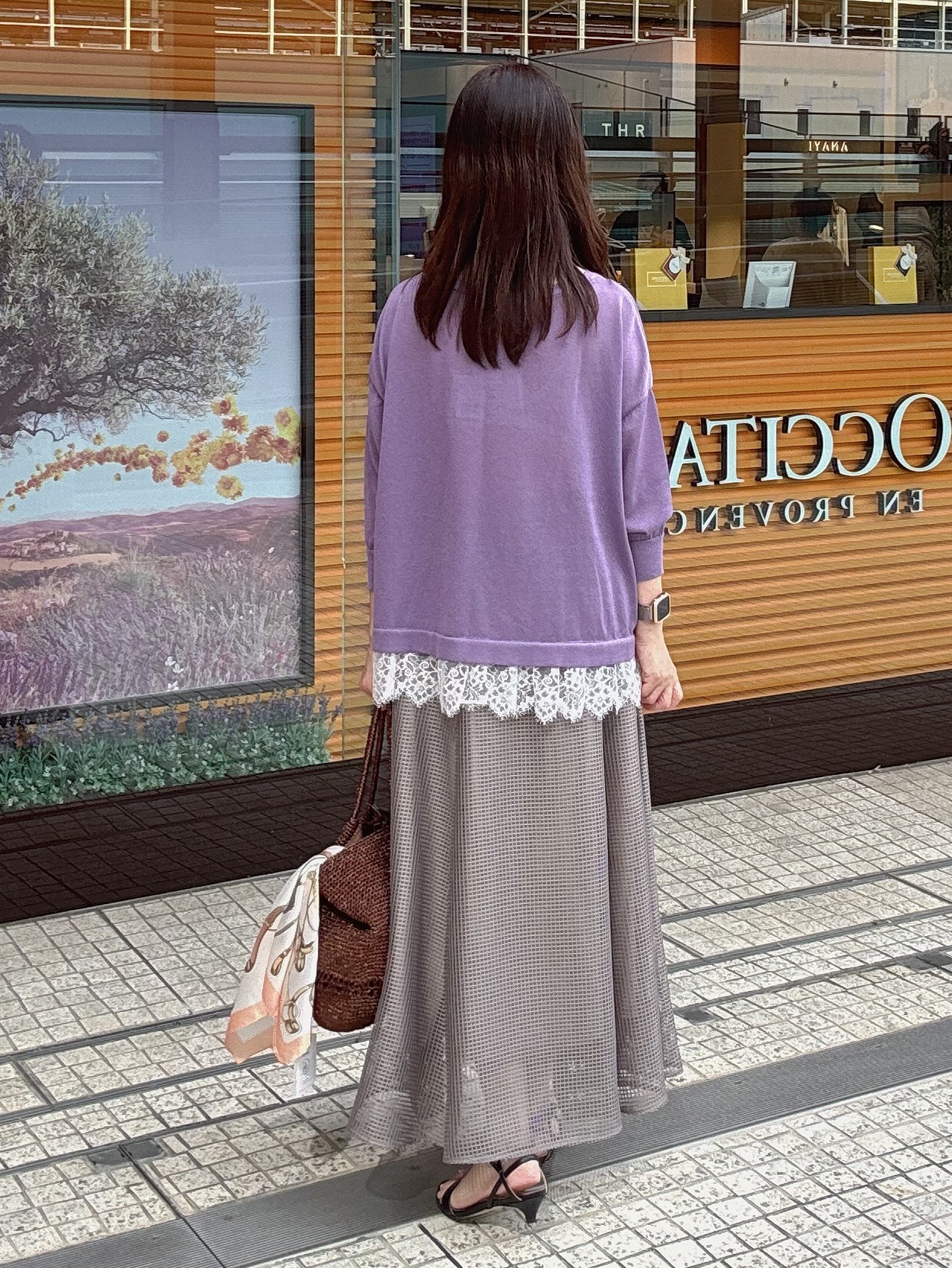 makiさんの「UNTITLED｜レースドッキングニットプルオーバー」を使ったコーディネート