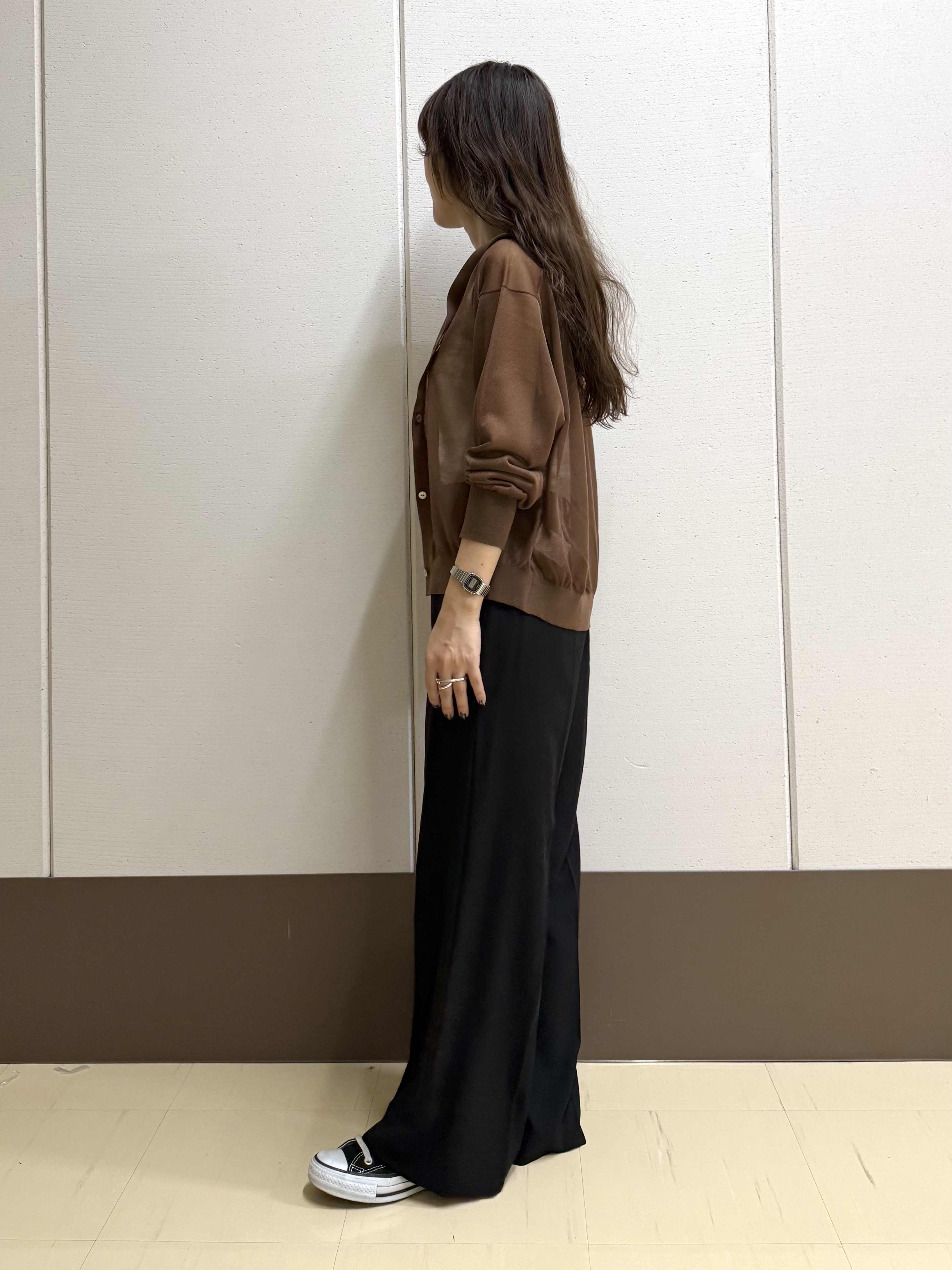 mamiさんの「INDIVI｜【洗える／シアー】フーディー カーディガンニット」を使ったコーディネート