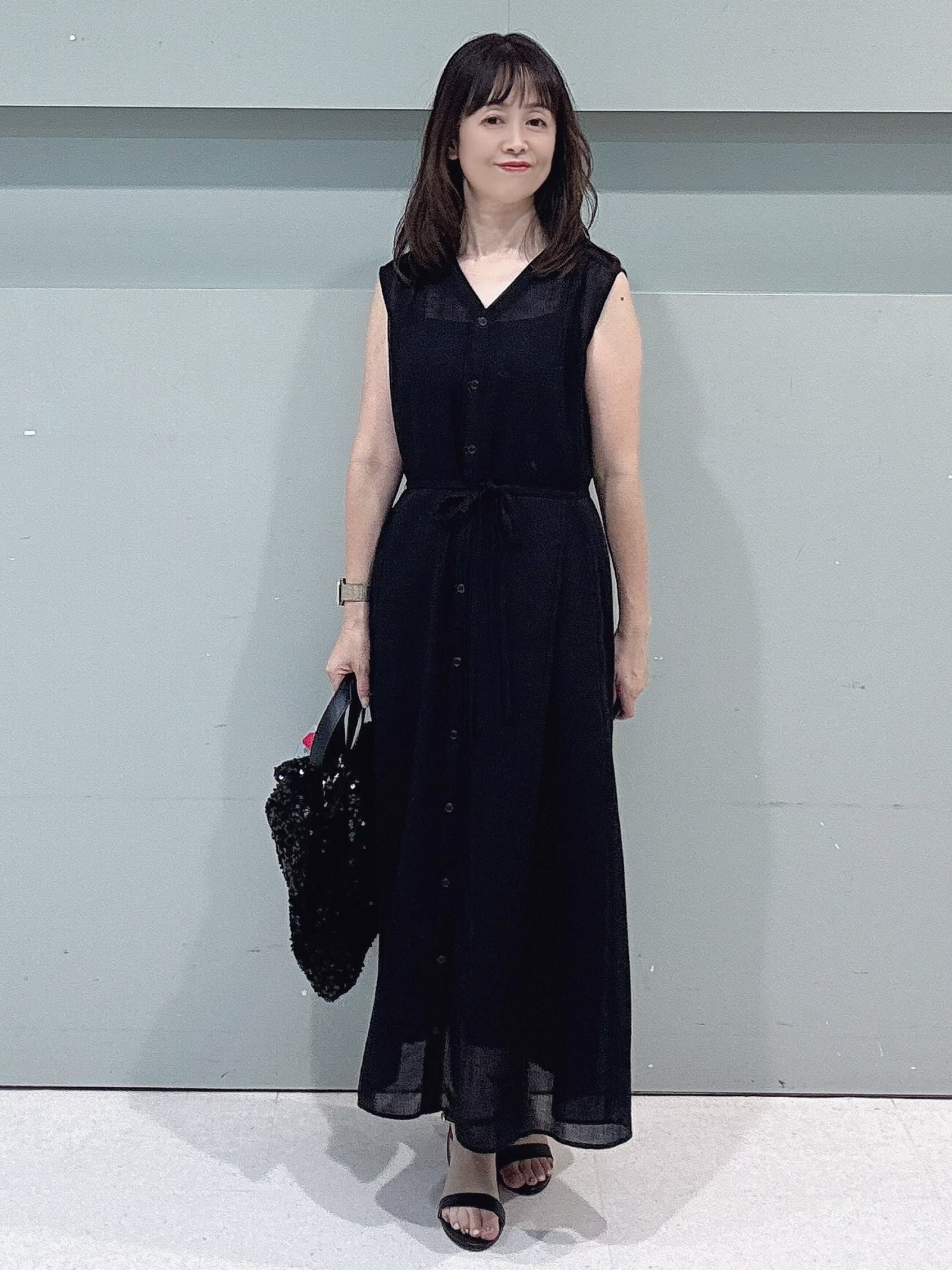 makiさんの「UNTITLED｜【すっきり秋羽織り/前開きボタン】ドライタッチ5分袖カーディガン」を使ったコーディネート