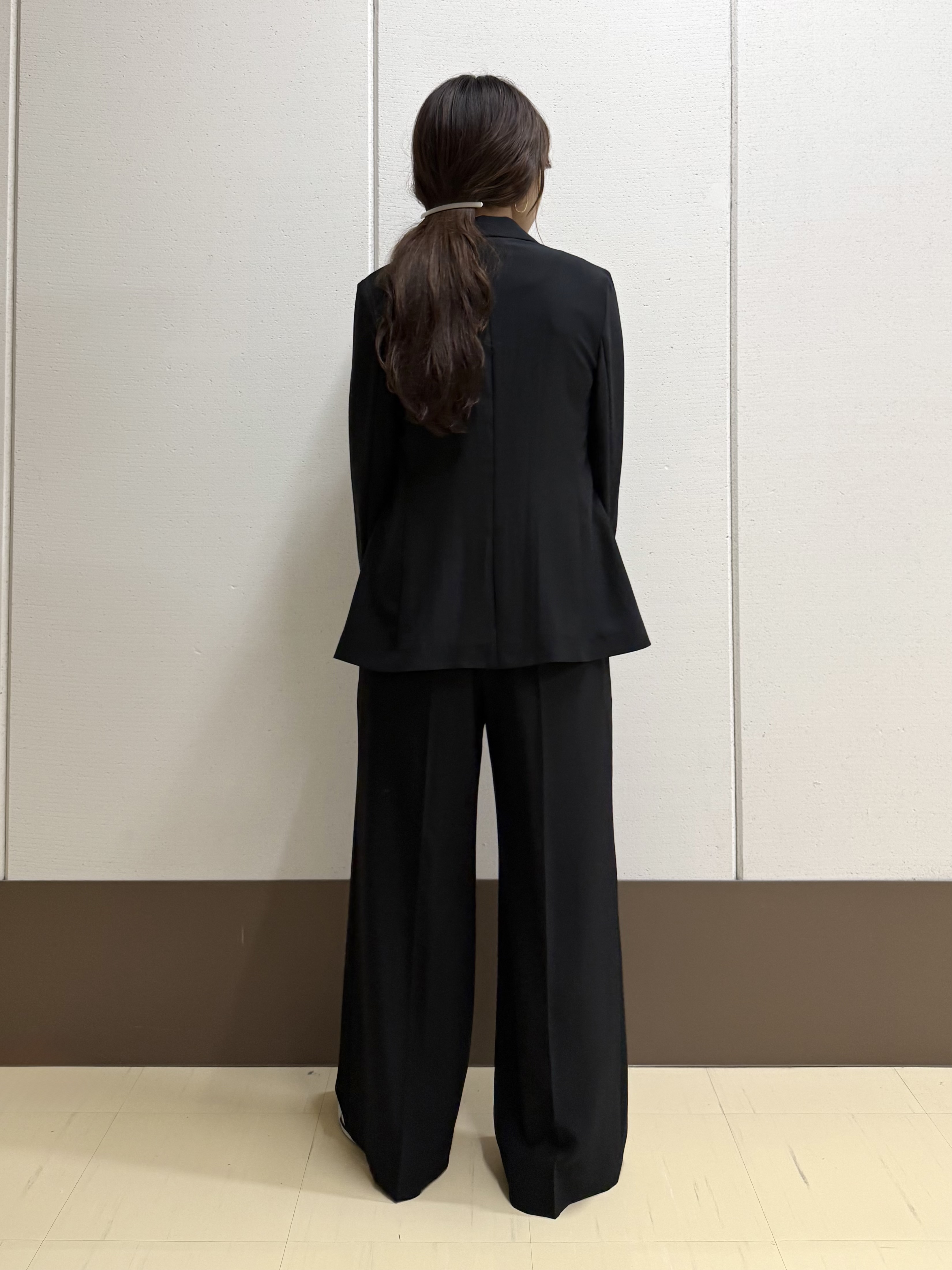 mamiさんの「INDIVI｜【接触冷感/UVケア/着る日傘】 テーラードジャケット」を使ったコーディネート