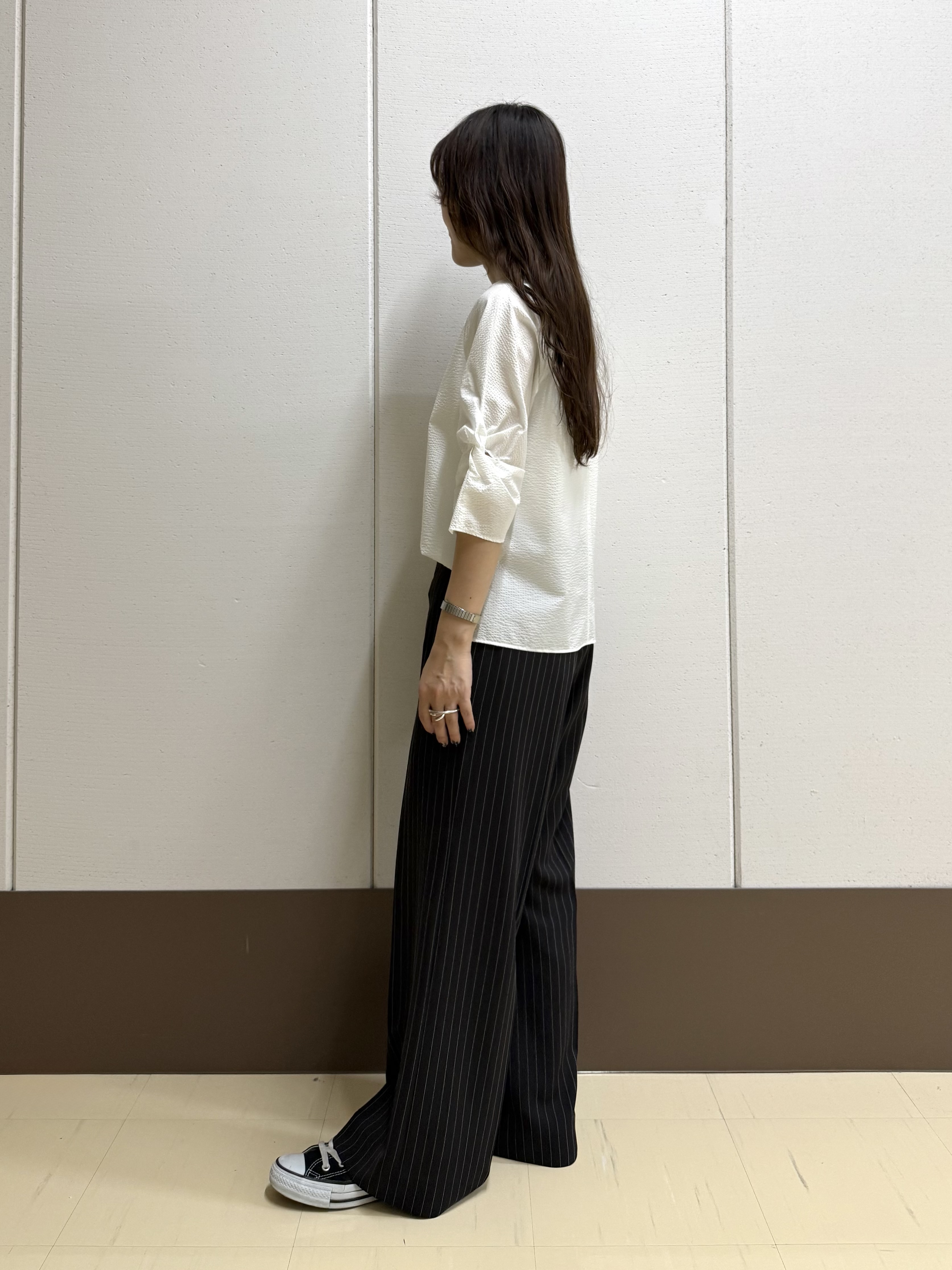 mamiさんの「INDIVI｜【撥水／UVケア】ねじり袖サッカートップス」を使ったコーディネート