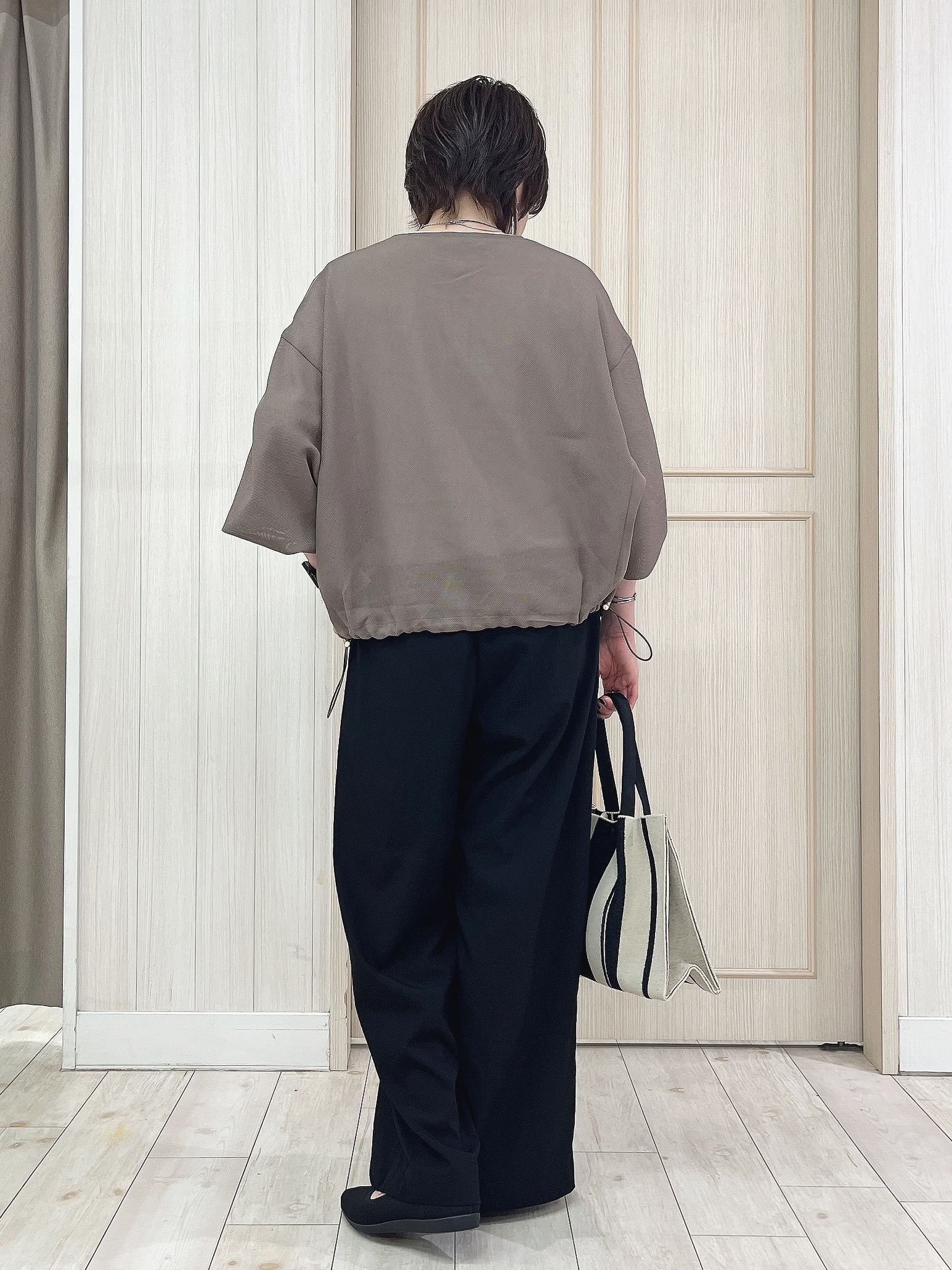 kaneさんの「SHOO･LA･RUE｜【通気性〇/セットアップ可/洗濯機可】メッシュドルマン ジップブルゾン」を使ったコーディネート