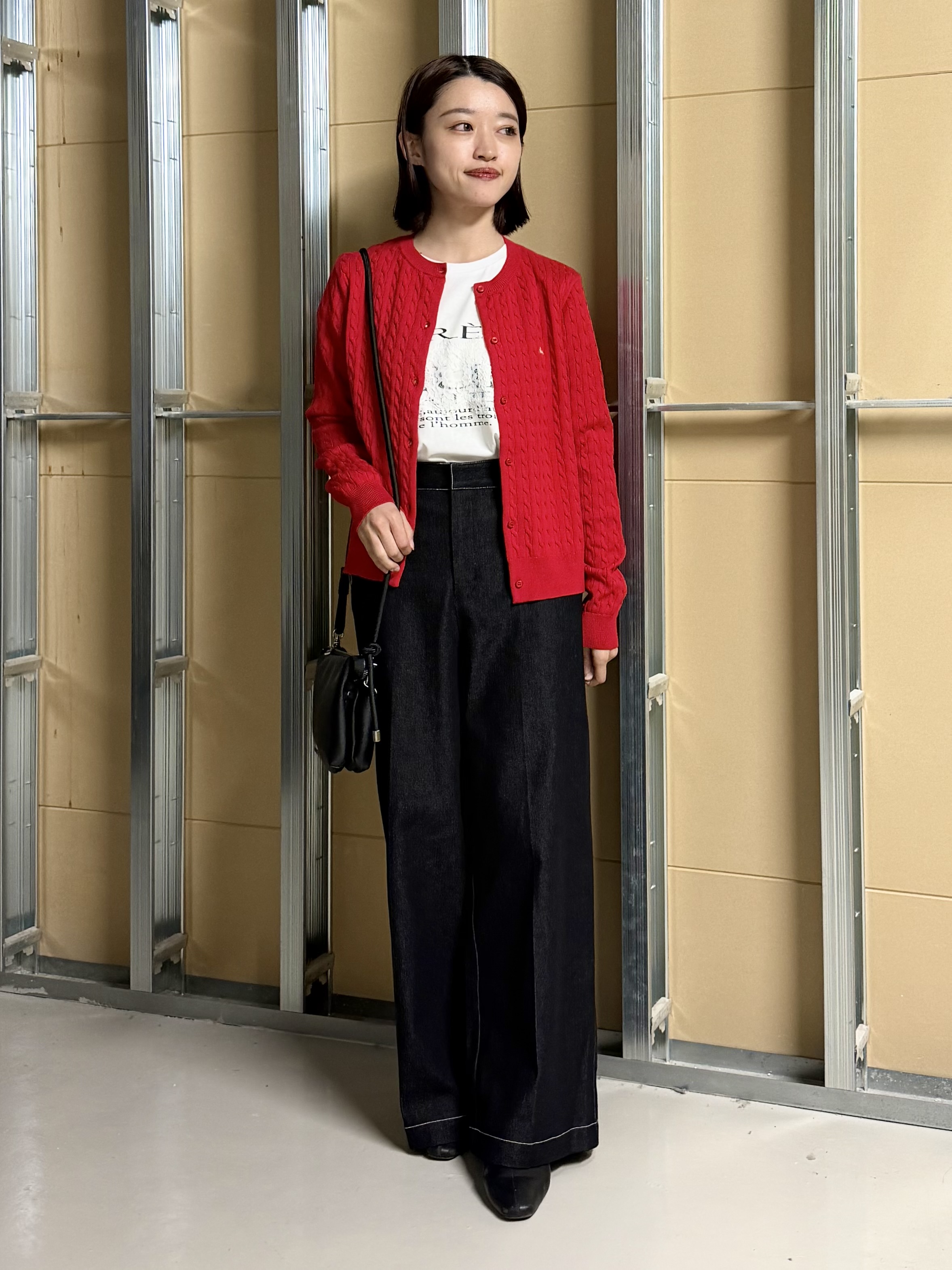 sahoさんの「THE SHOP TK｜POLO BCS/ケーブルクルーカーディガン」を使ったコーディネート