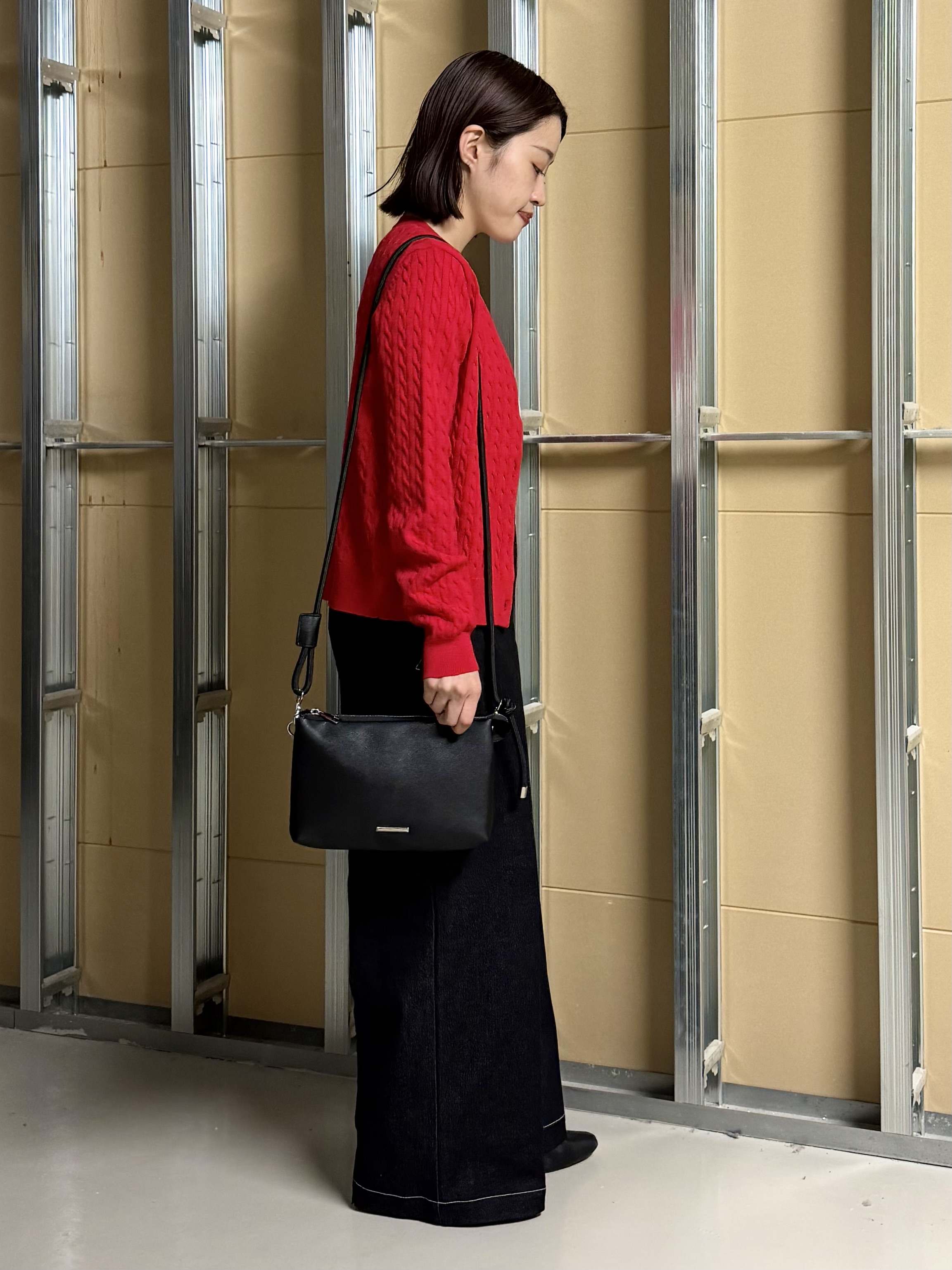 sahoさんの「THE SHOP TK｜POLO BCS/ケーブルクルーカーディガン」を使ったコーディネート