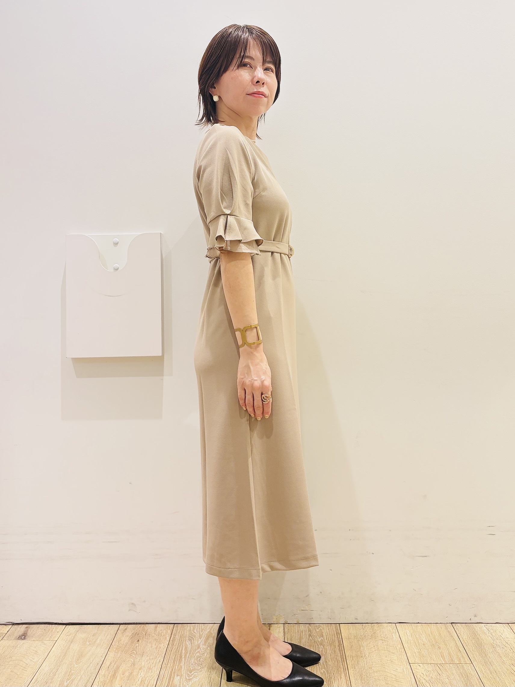 YUKOさんの「index｜【接触冷感／吸水速乾】ハートネックフレアスリーブワンピース《洗濯機OK／UVケア／ストレッチ》」を使ったコーディネート