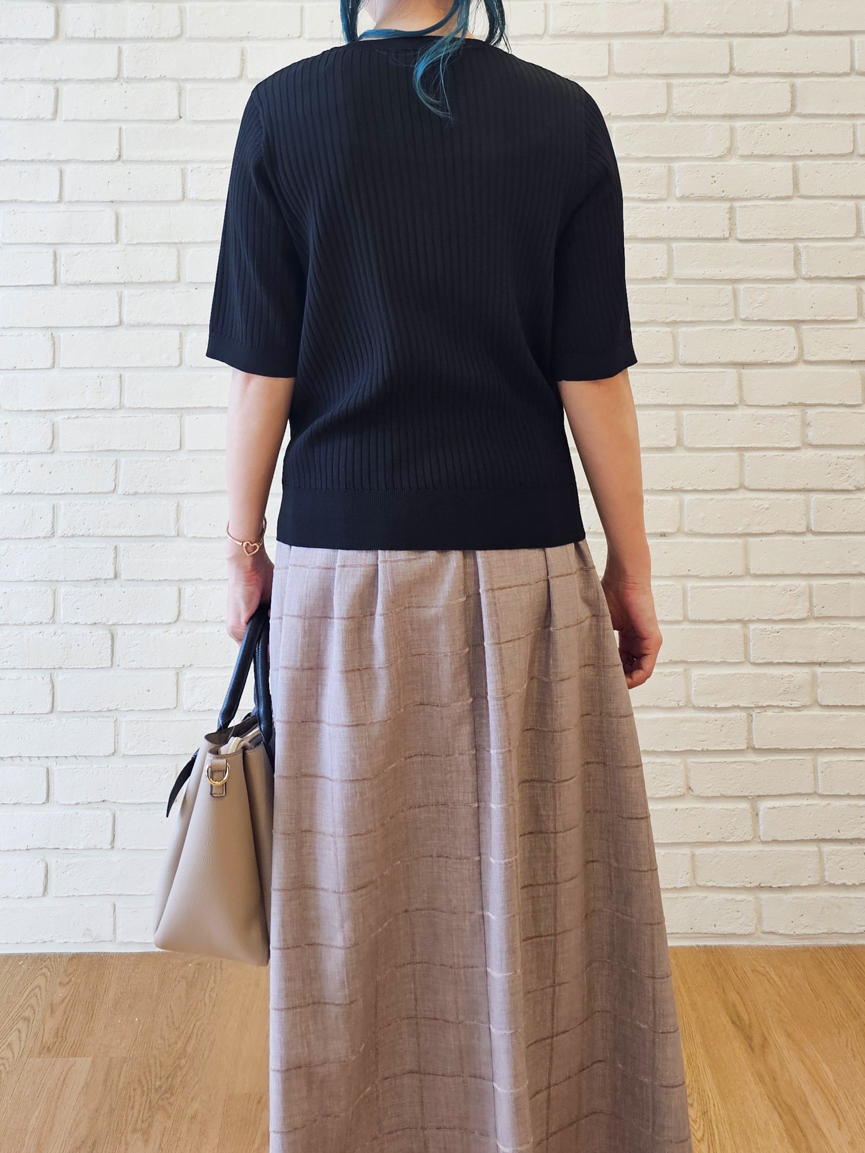 ゆゆさんの「SHOO･LA･RUE｜【S-LL】抜け感ある着こなしに ヘンリーネック リブニット」を使ったコーディネート