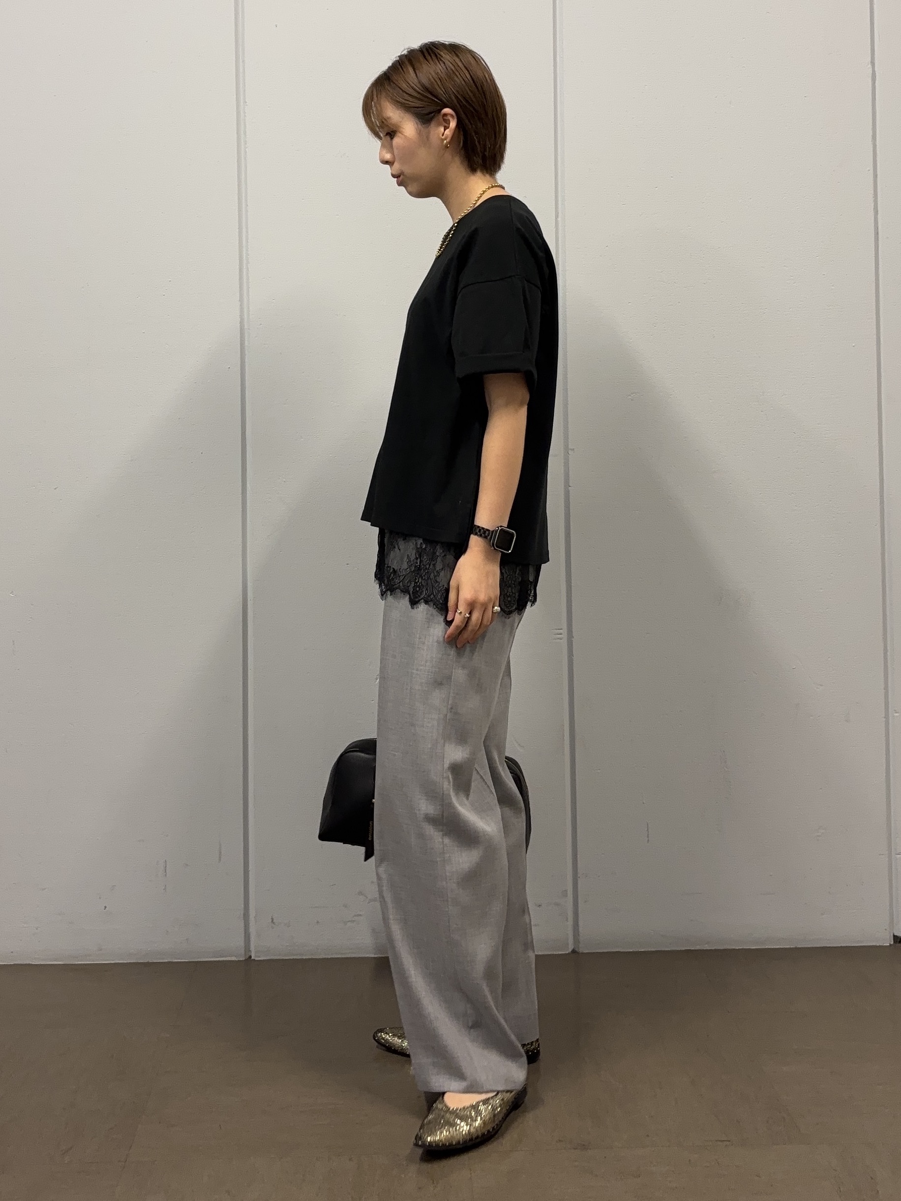tsujiさんの「UNTITLED｜【1枚でもセットでも】レースキャミ付きプルオーバー」を使ったコーディネート