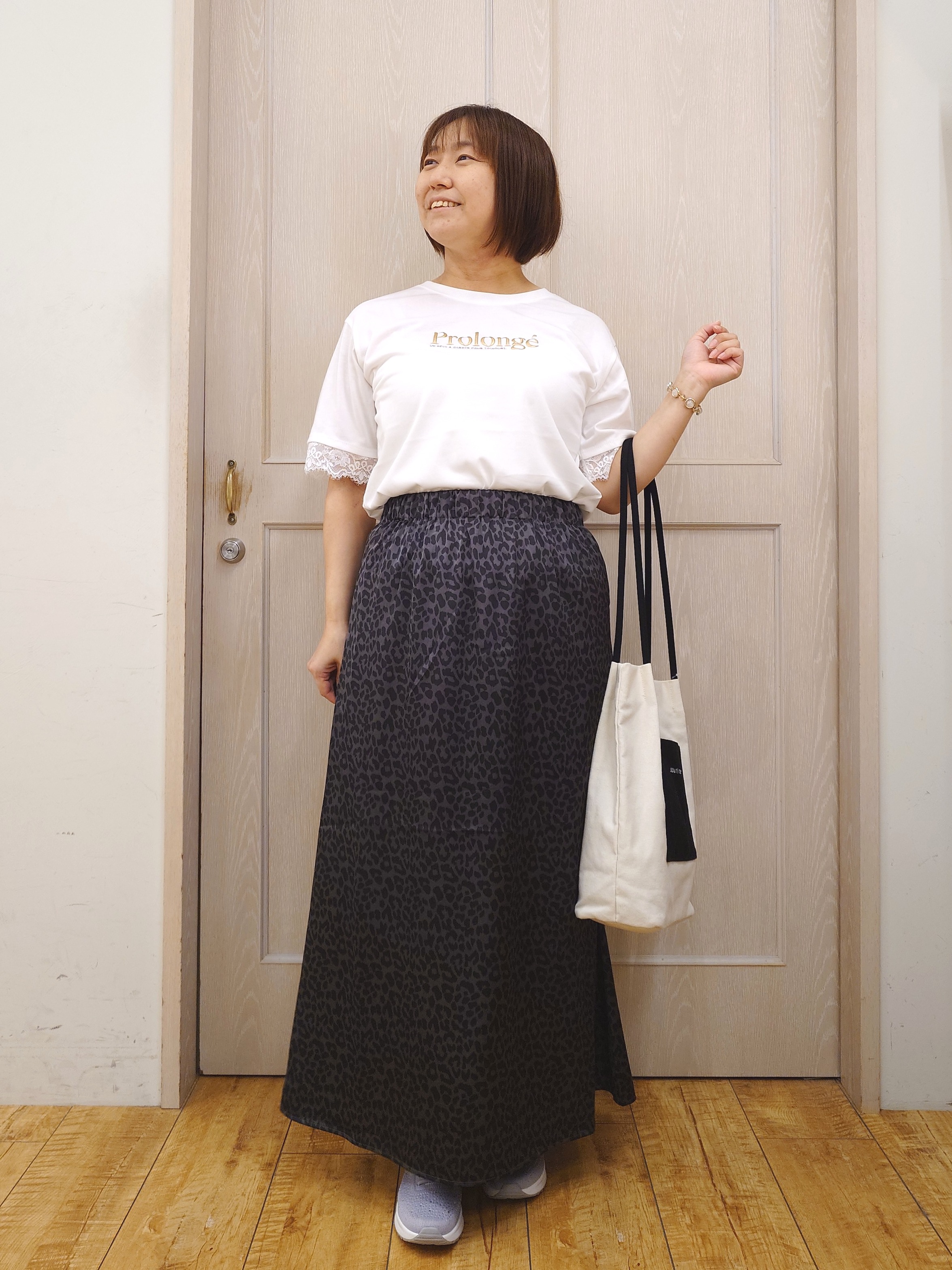 とろろさんの「SHOO･LA･RUE｜【洗濯機可】ダブルポケット 楊柳しぼしぼシアーシャツ」を使ったコーディネート