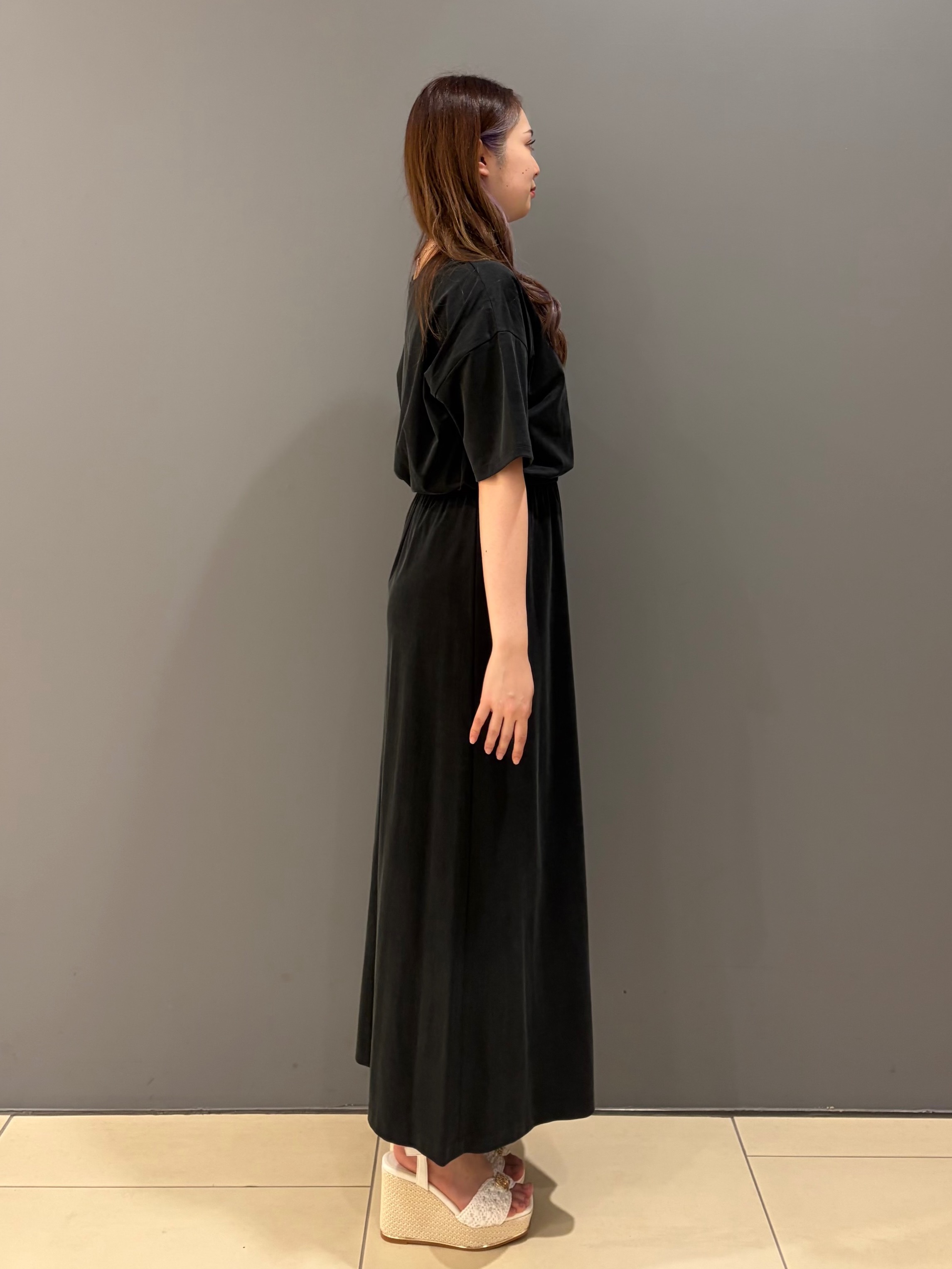 miさんの「UNTITLED｜【セットアップ可/接触冷感】ヴィンテージライクプルオーバー」を使ったコーディネート