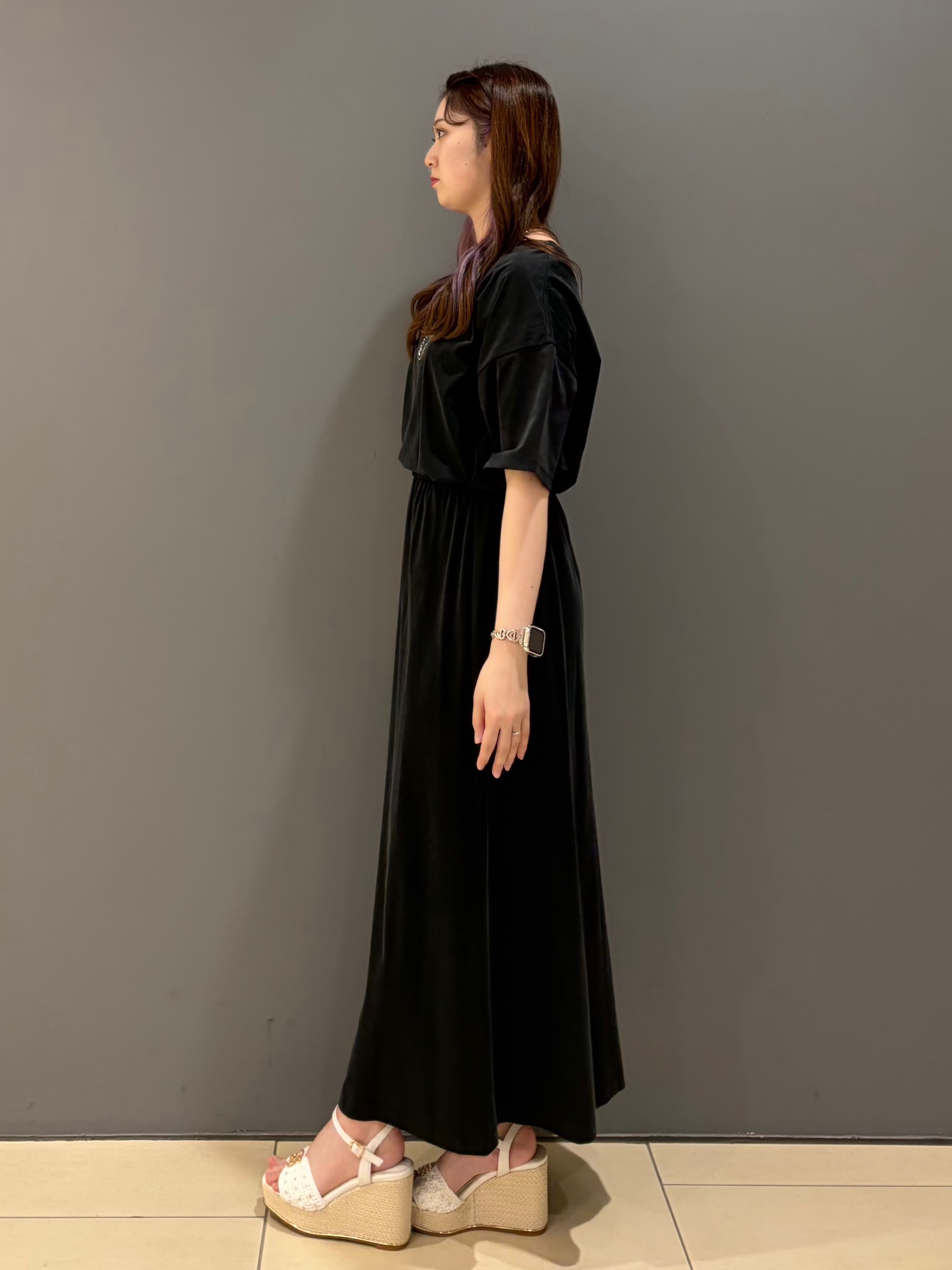 miさんの「UNTITLED｜【セットアップ可/接触冷感】ヴィンテージライクプルオーバー」を使ったコーディネート