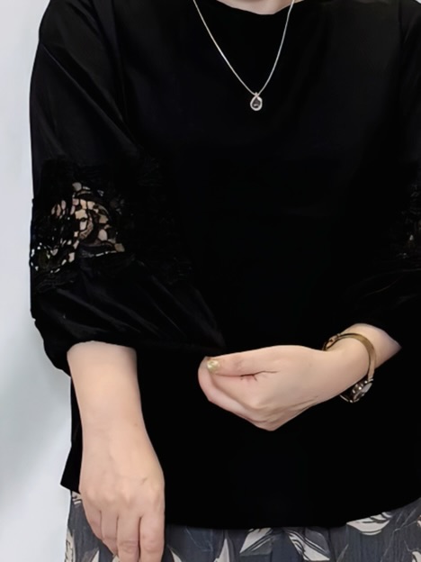 たみさんの「SHOO･LA･RUE｜【洗濯機可/S-LL/洗濯後しわになりにくい】お袖レースデザインブラウス」を使ったコーディネート