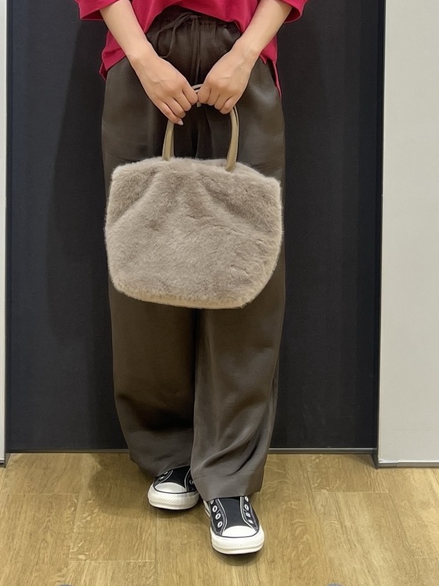 Minaさんの「Dessin｜バックヘンリーカットソー5分袖」を使ったコーディネート