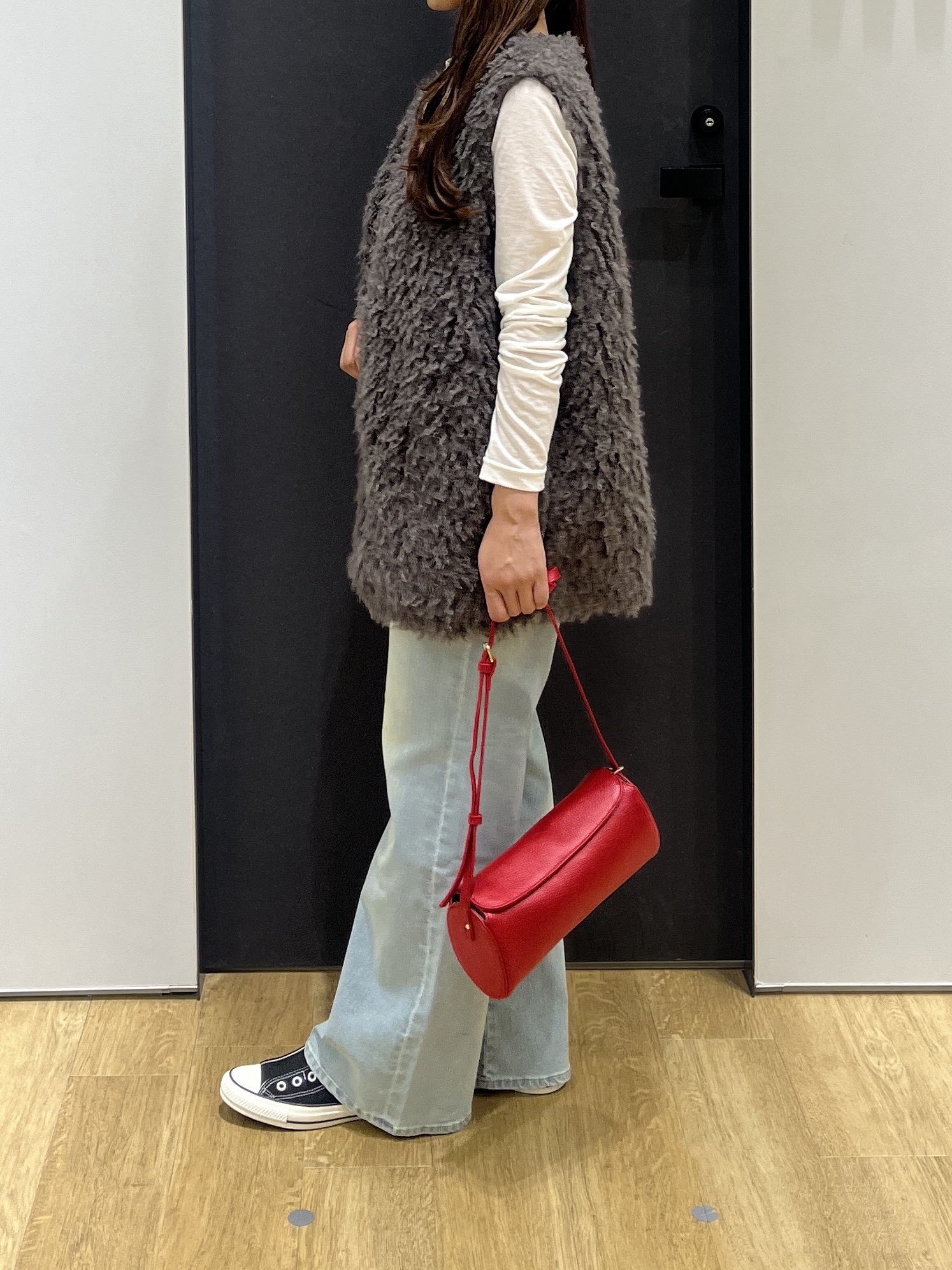 Minaさんの「Dessin｜クルーネックシアーロングTシャツ」を使ったコーディネート